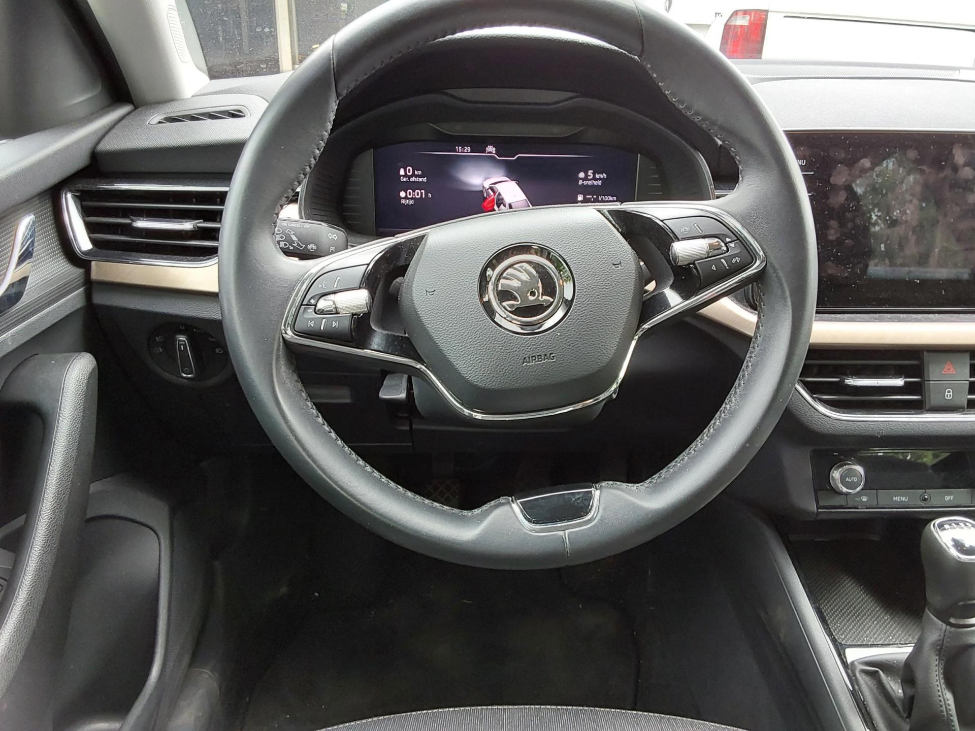 Skoda Scala 1.0 TSI Style (2021), foto 14