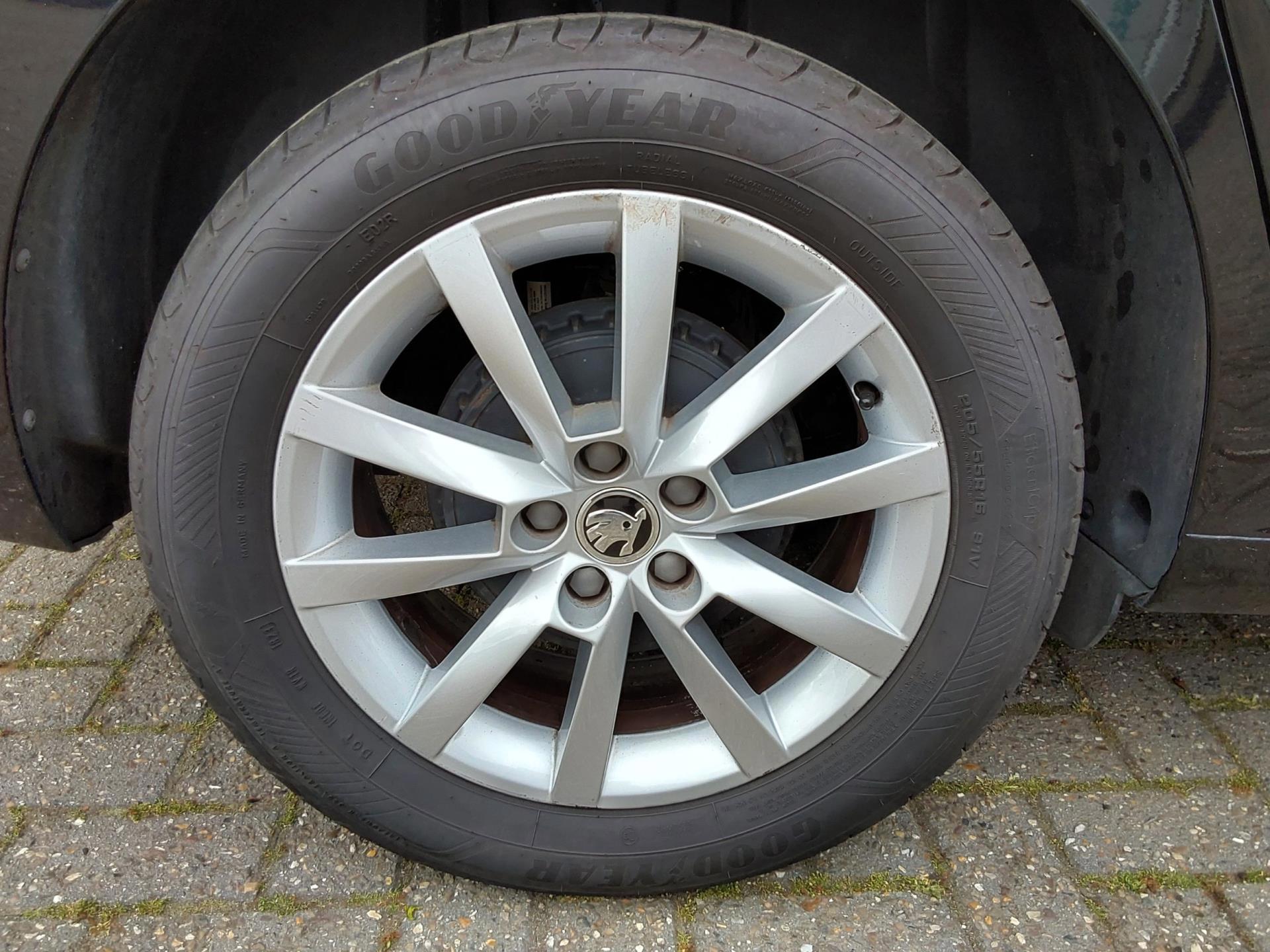 Skoda Scala 1.0 TSI Style (2021), foto 18