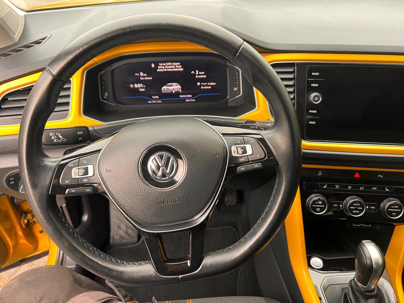 Volkswagen T-Roc 1.5 TSI DSG Sport Business R-line (2019), foto 4