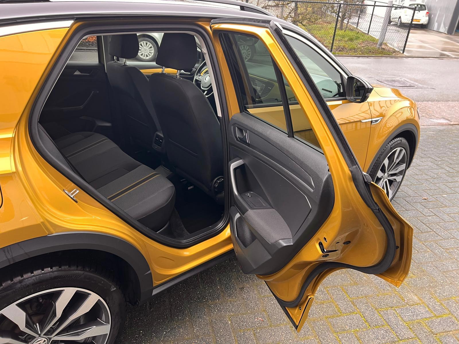 Volkswagen T-Roc 1.5 TSI DSG Sport Business R-line (2019), foto 9