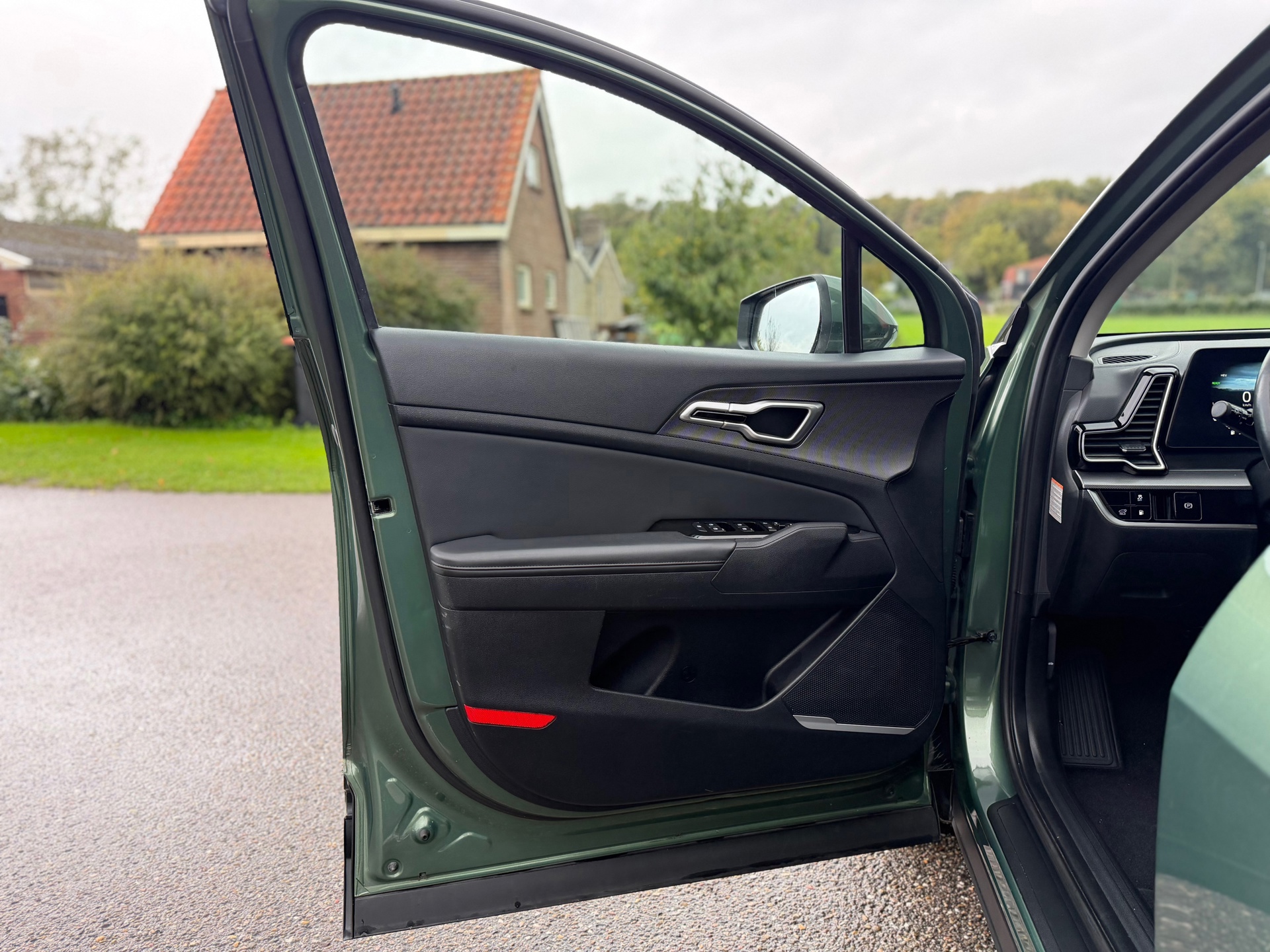 Kia Sportage 1.6 T-GDi Plug-in Hybrid AWD DynamicPlusLine (2022), foto 12