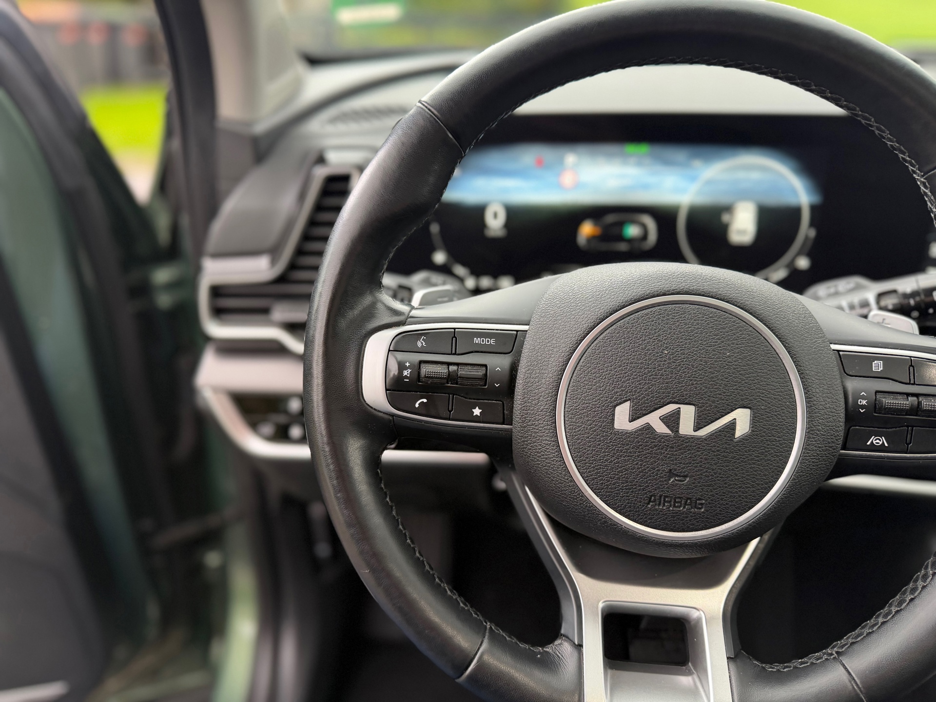 Kia Sportage 1.6 T-GDi Plug-in Hybrid AWD DynamicPlusLine (2022), foto 23