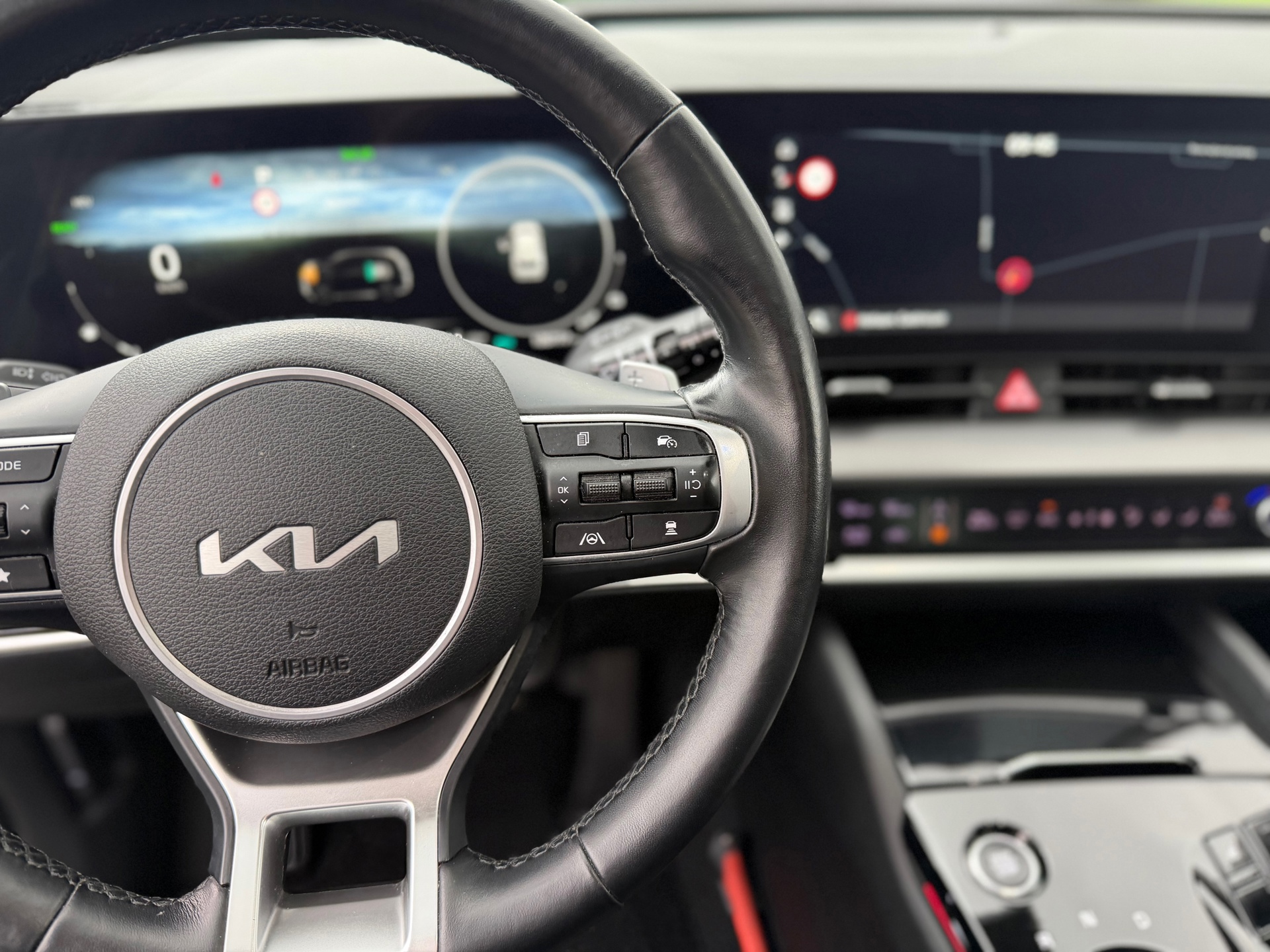 Kia Sportage 1.6 T-GDi Plug-in Hybrid AWD DynamicPlusLine (2022), foto 25