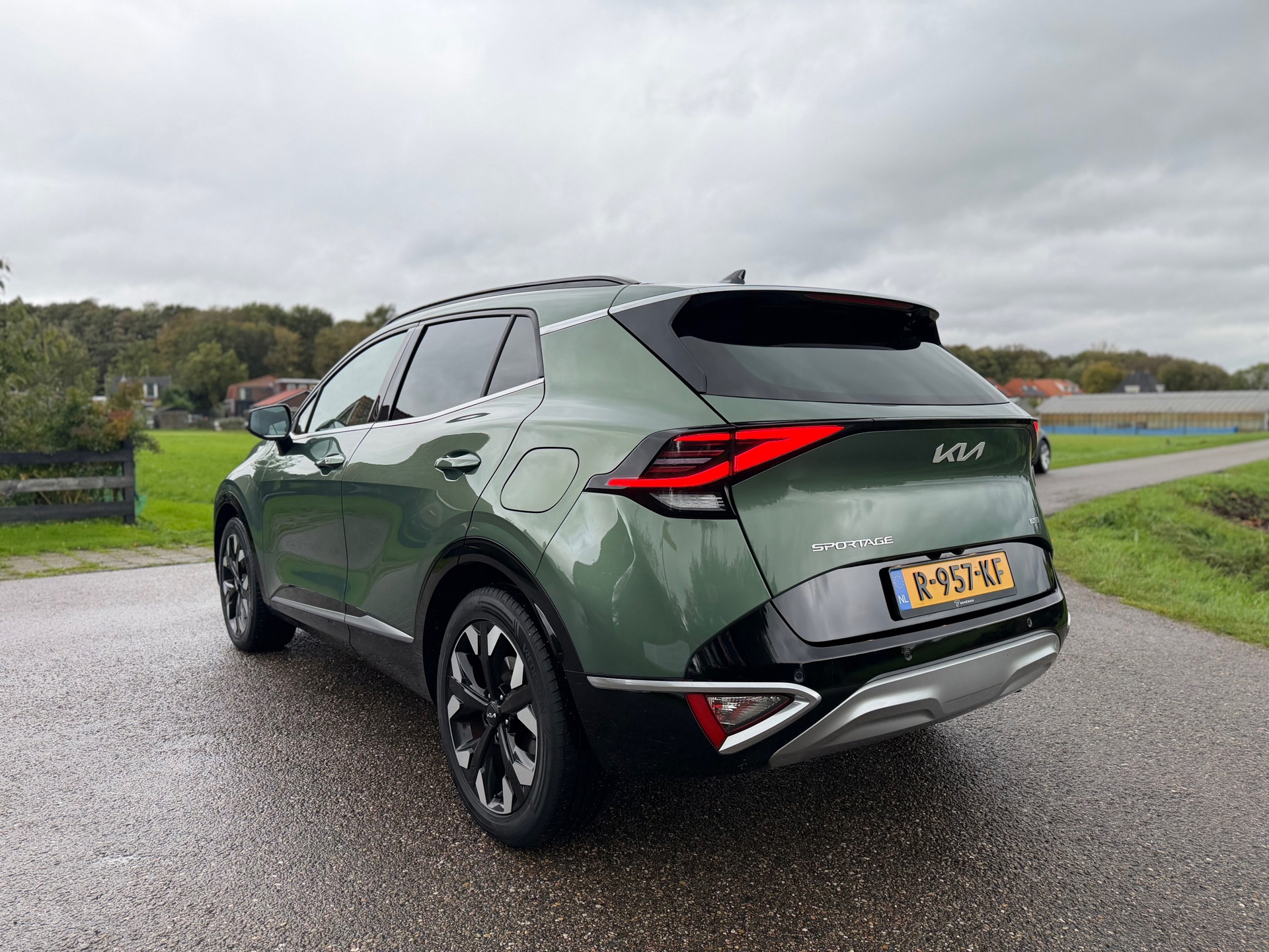 Kia Sportage 1.6 T-GDi Plug-in Hybrid AWD DynamicPlusLine (2022), foto 6