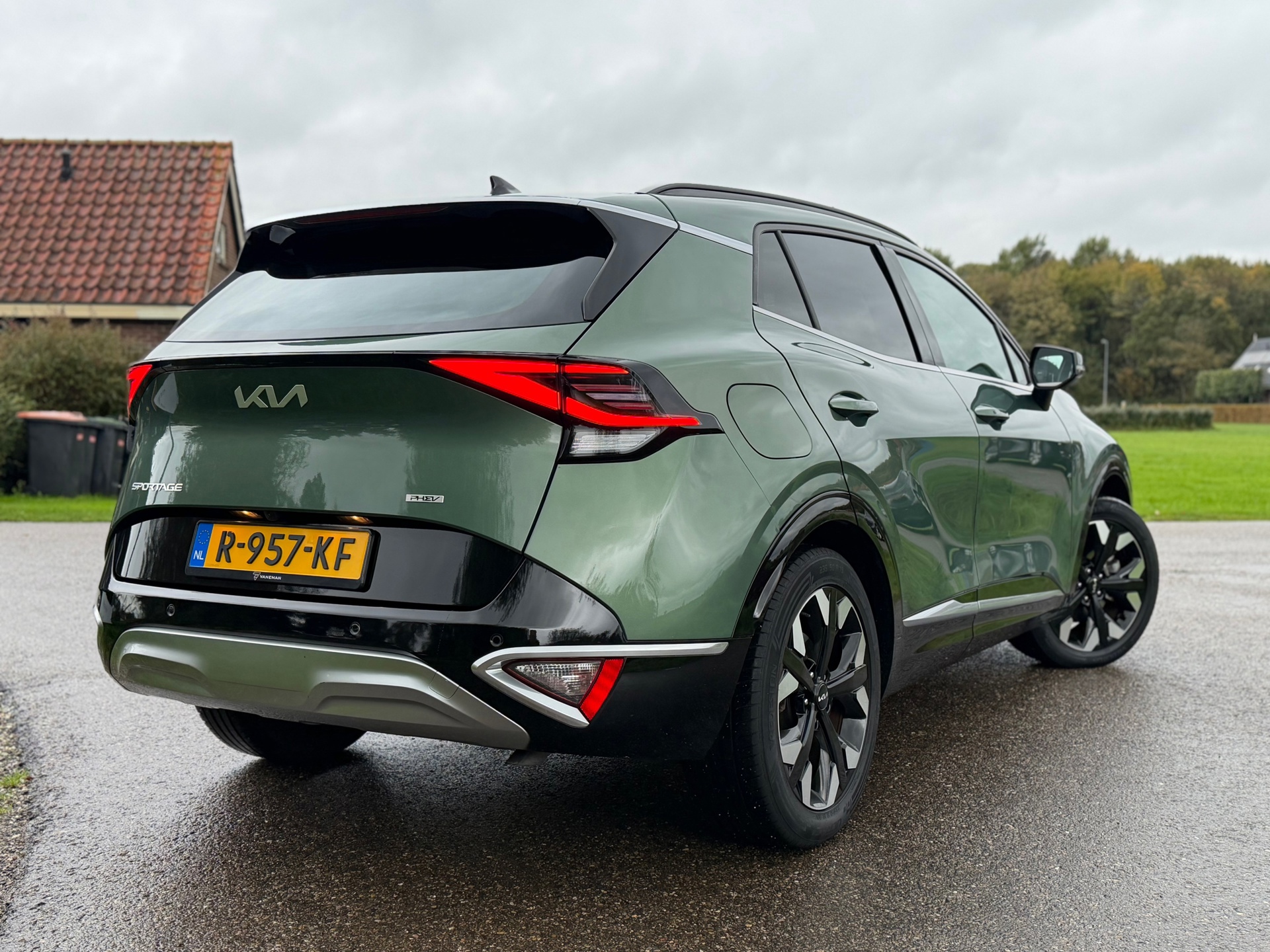 Kia Sportage 1.6 T-GDi Plug-in Hybrid AWD DynamicPlusLine (2022), foto 8