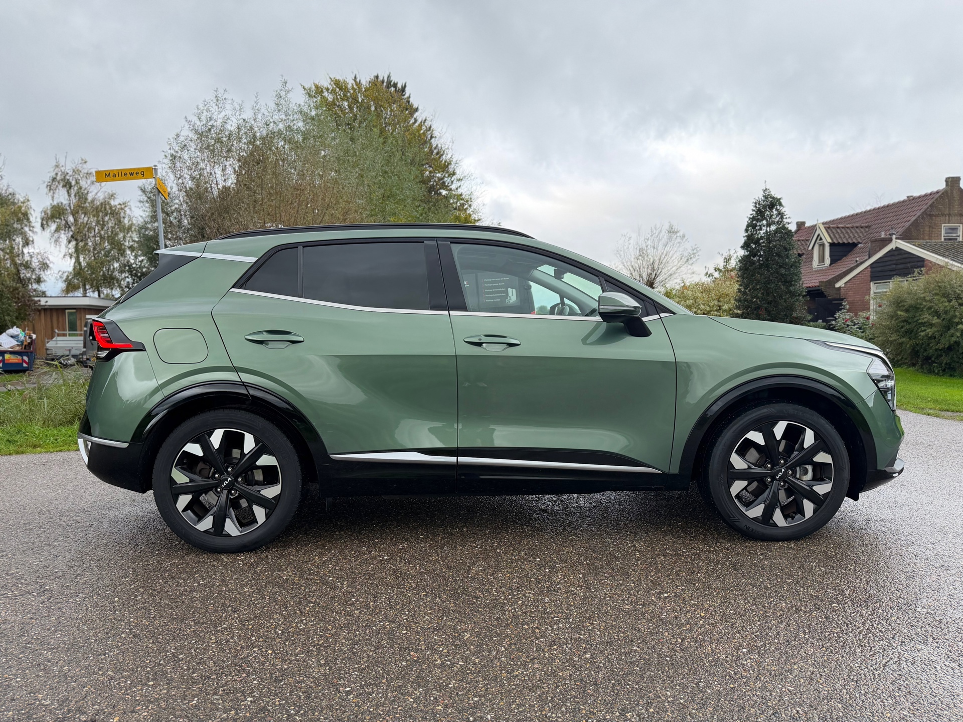 Kia Sportage 1.6 T-GDi Plug-in Hybrid AWD DynamicPlusLine (2022), foto 9