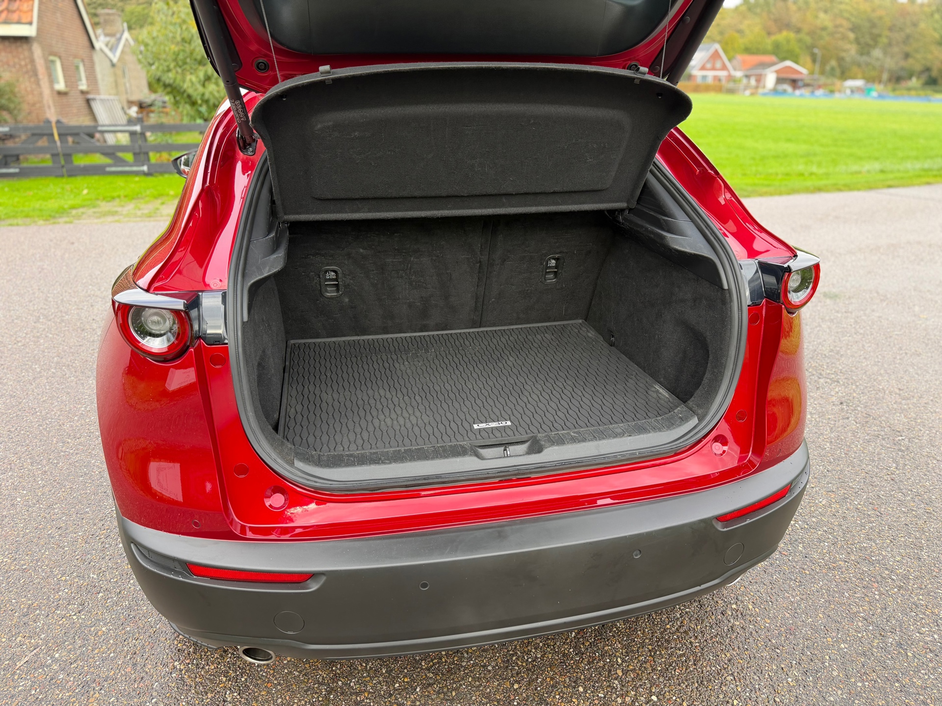 Mazda CX-30 2.0 e-SkyActiv-G M Hybrid Homura (2024), foto 16
