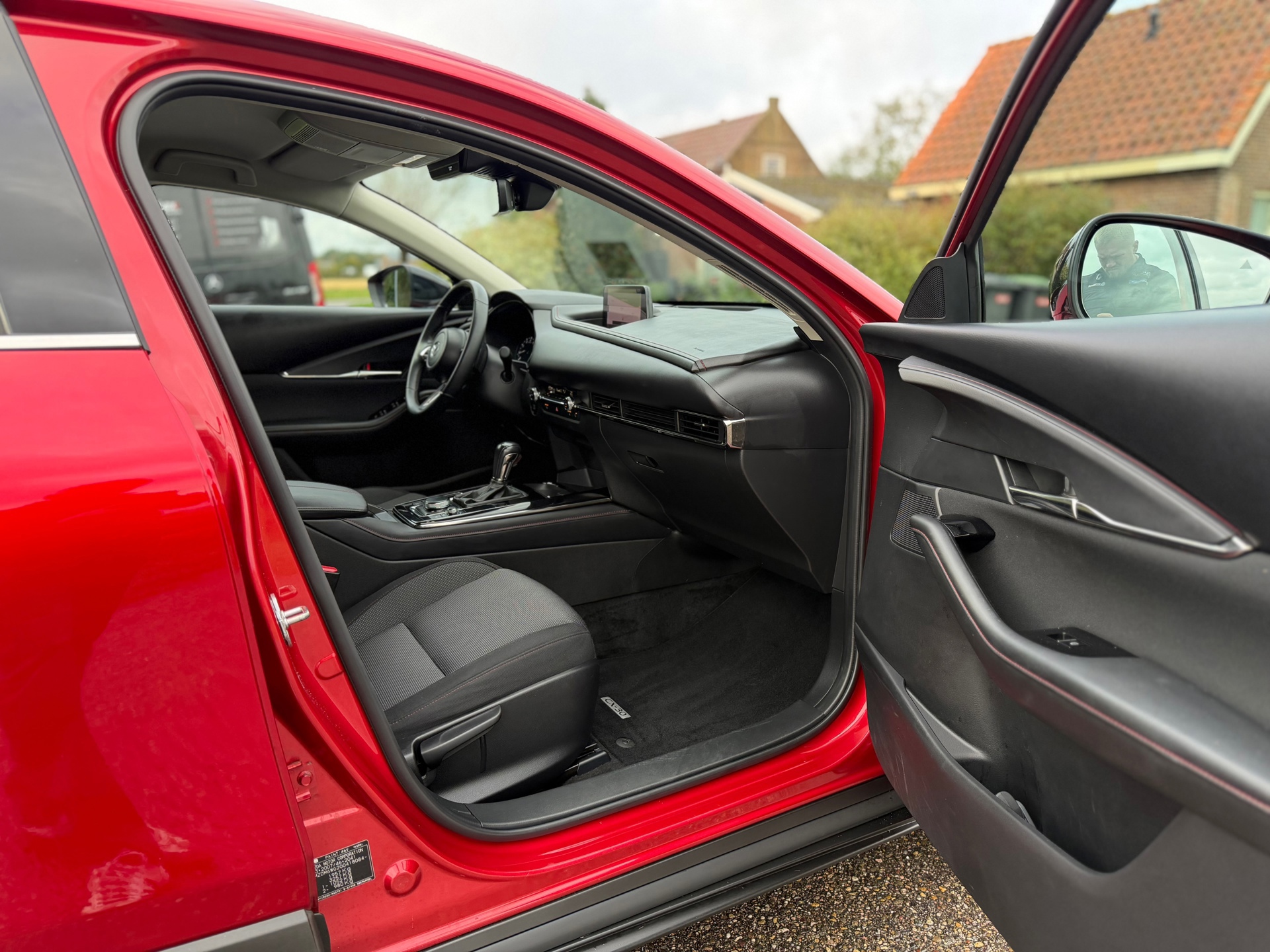 Mazda CX-30 2.0 e-SkyActiv-G M Hybrid Homura (2024), foto 30