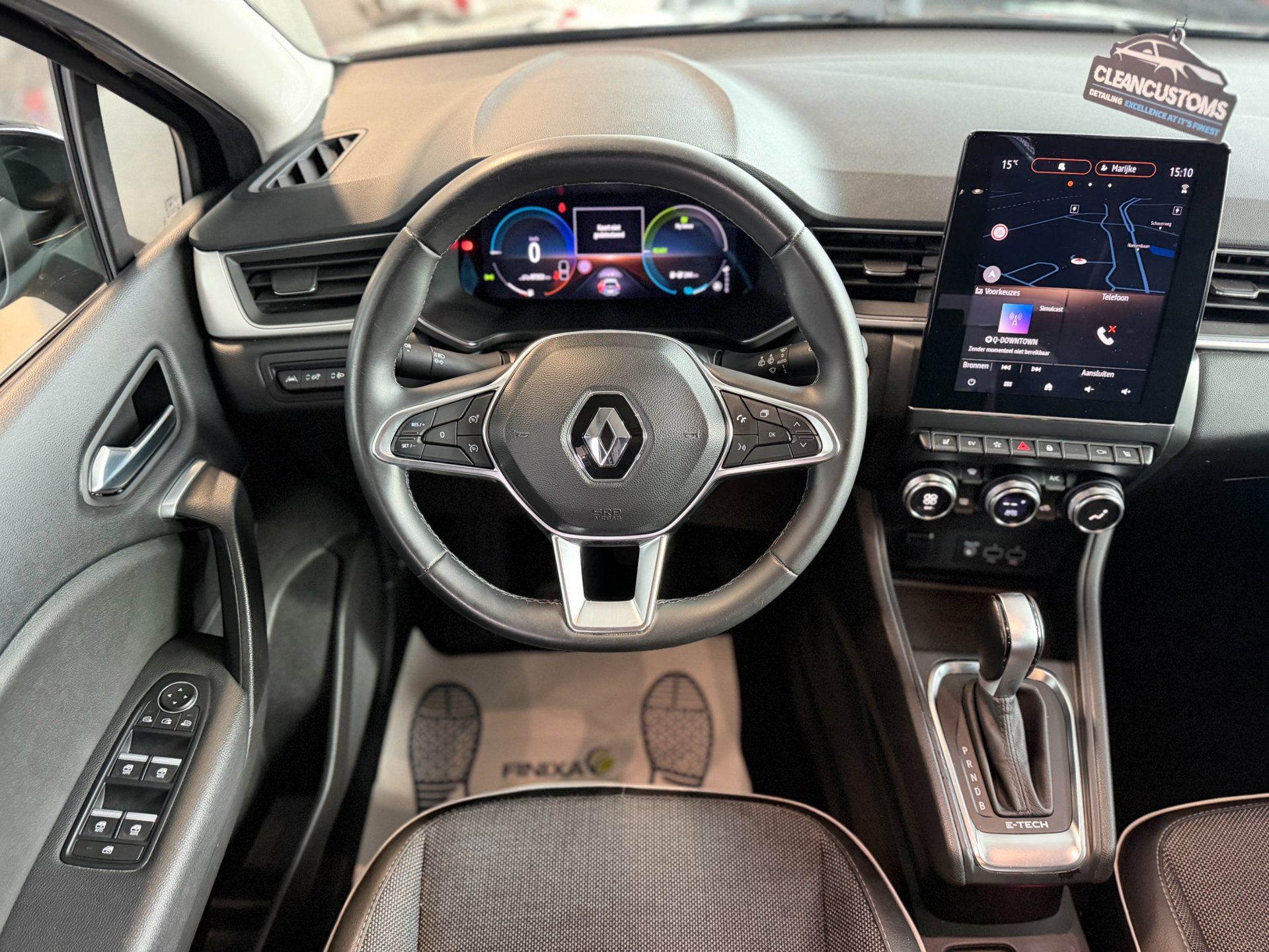 Renault Captur 1.6 E-Tech Plug-in Hybrid 160 Intens 2022 (2022), foto 19