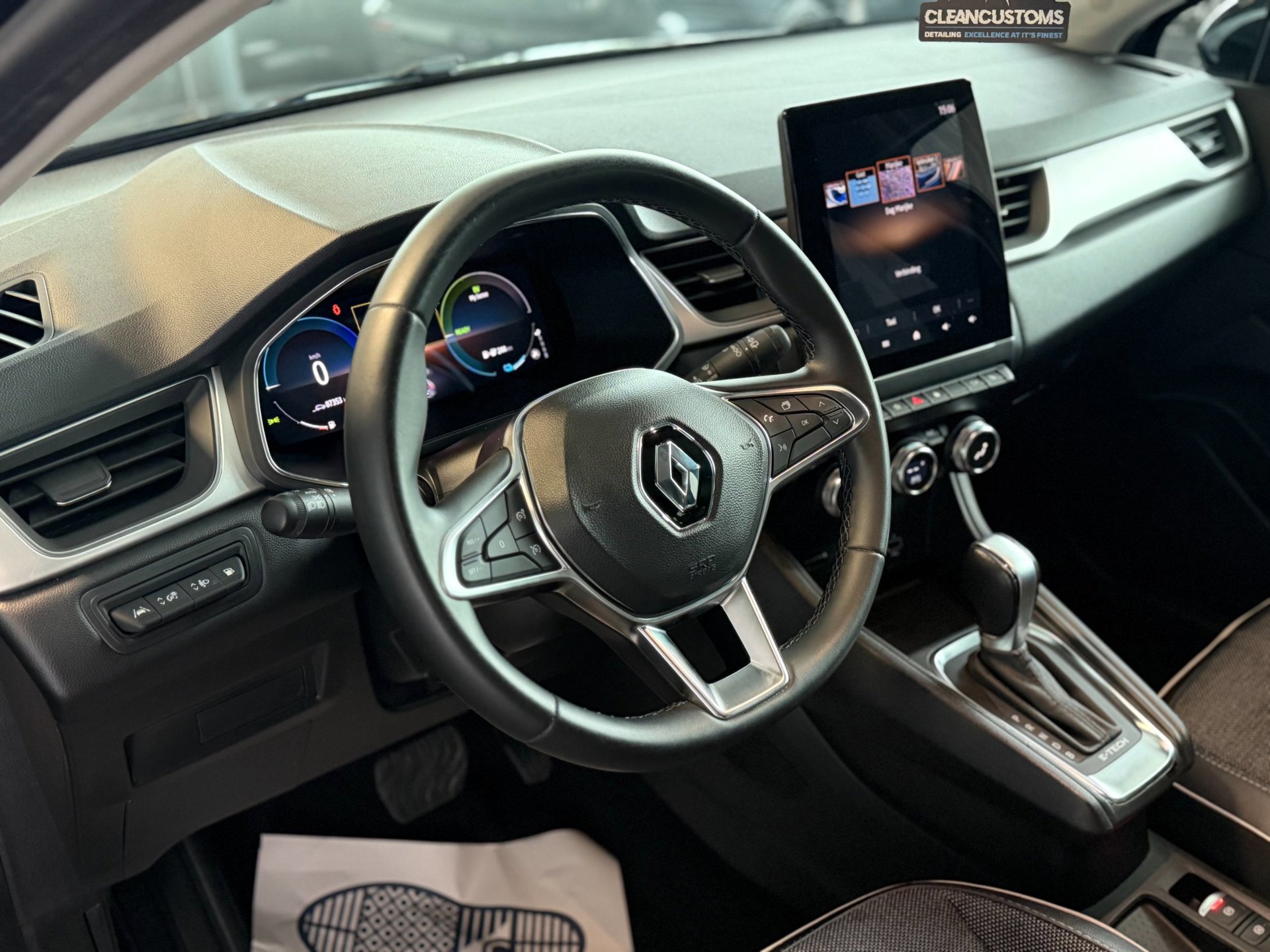 Renault Captur 1.6 E-Tech Plug-in Hybrid 160 Intens 2022 (2022), foto 20