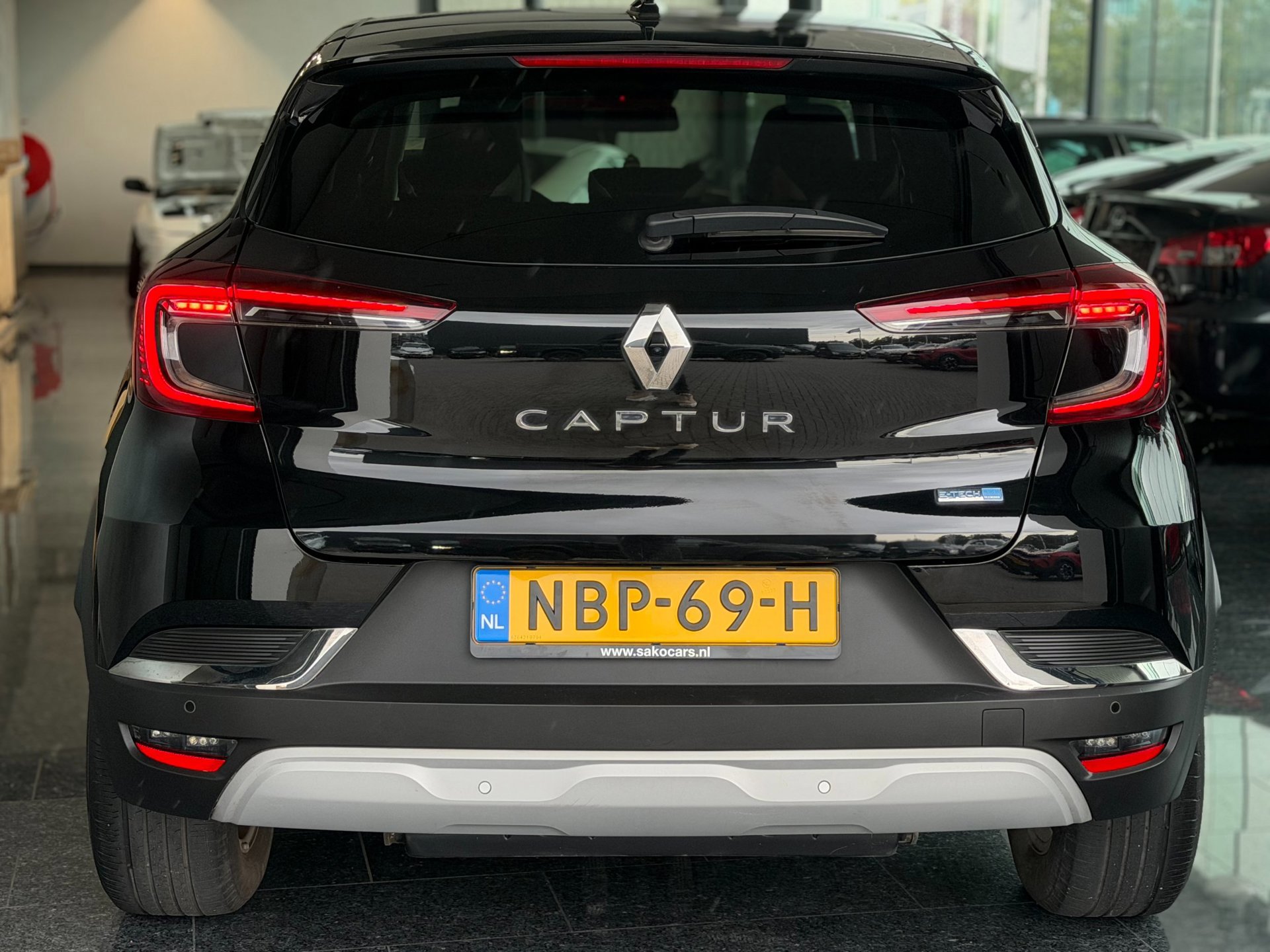 Renault Captur 1.6 E-Tech Plug-in Hybrid 160 Intens 2022 (2022), foto 3