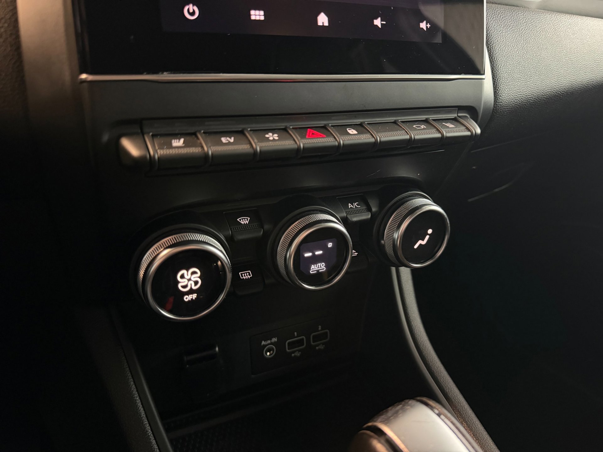 Renault Captur 1.6 E-Tech Plug-in Hybrid 160 Intens 2022 (2022), foto 24