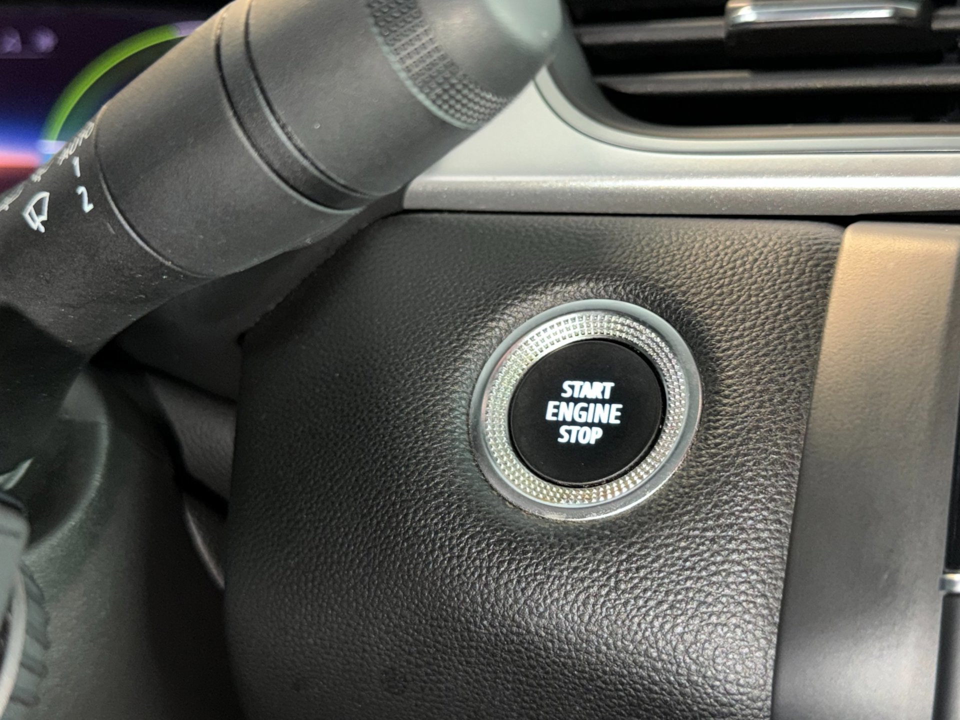 Renault Captur 1.6 E-Tech Plug-in Hybrid 160 Intens 2022 (2022), foto 30