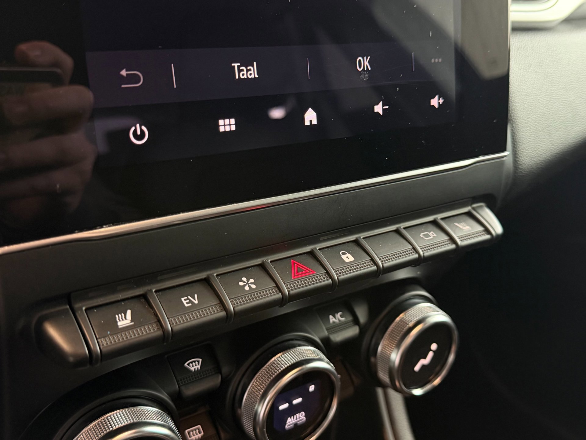 Renault Captur 1.6 E-Tech Plug-in Hybrid 160 Intens 2022 (2022), foto 37