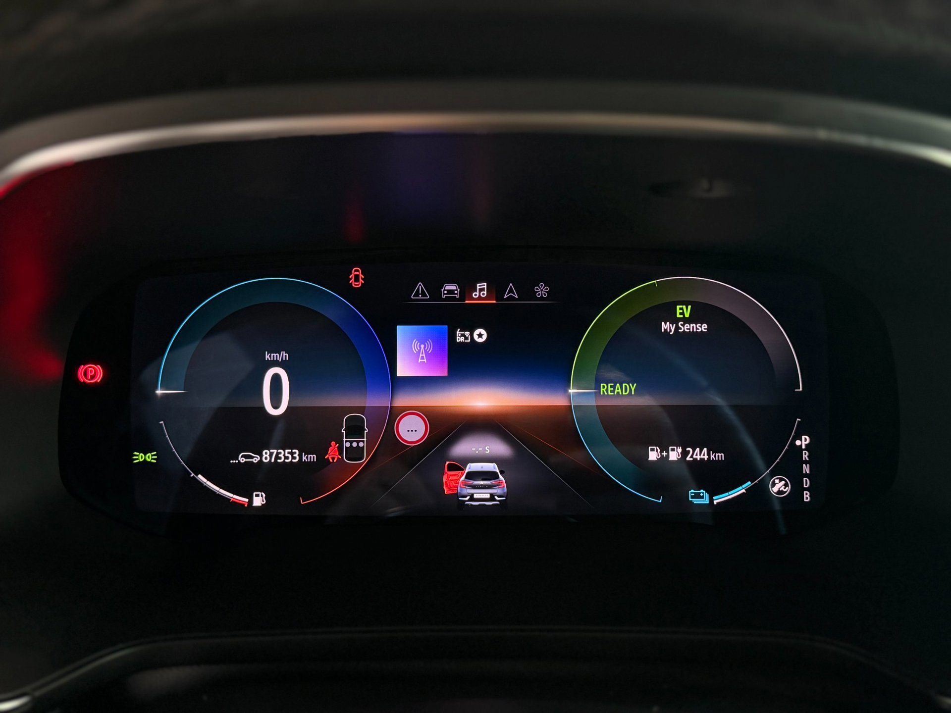Renault Captur 1.6 E-Tech Plug-in Hybrid 160 Intens 2022 (2022), foto 38