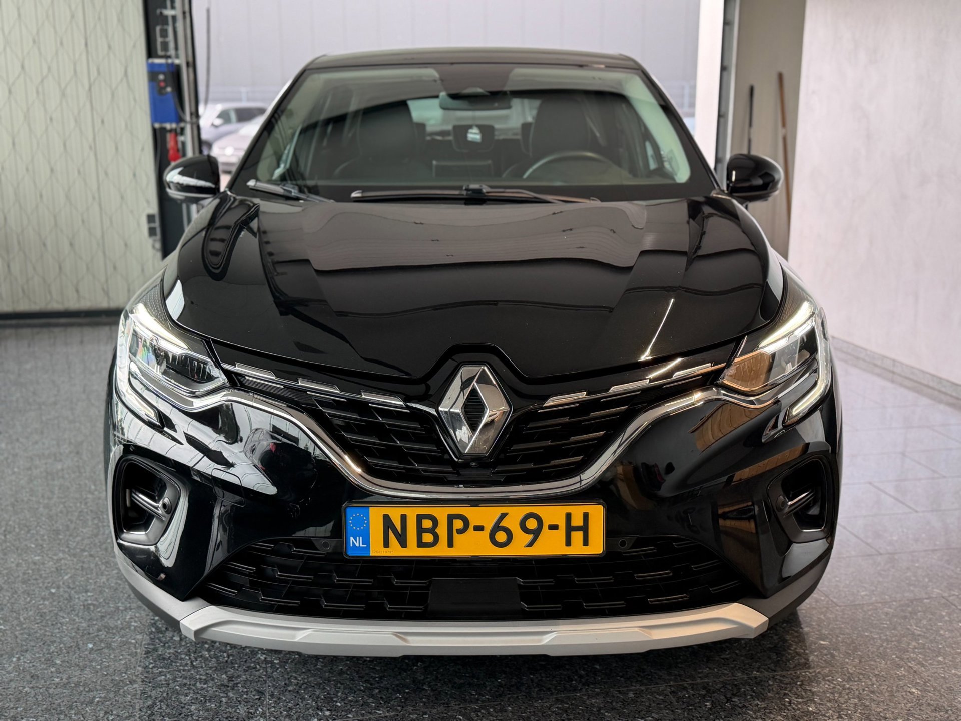 Renault Captur 1.6 E-Tech Plug-in Hybrid 160 Intens 2022 (2022), foto 6