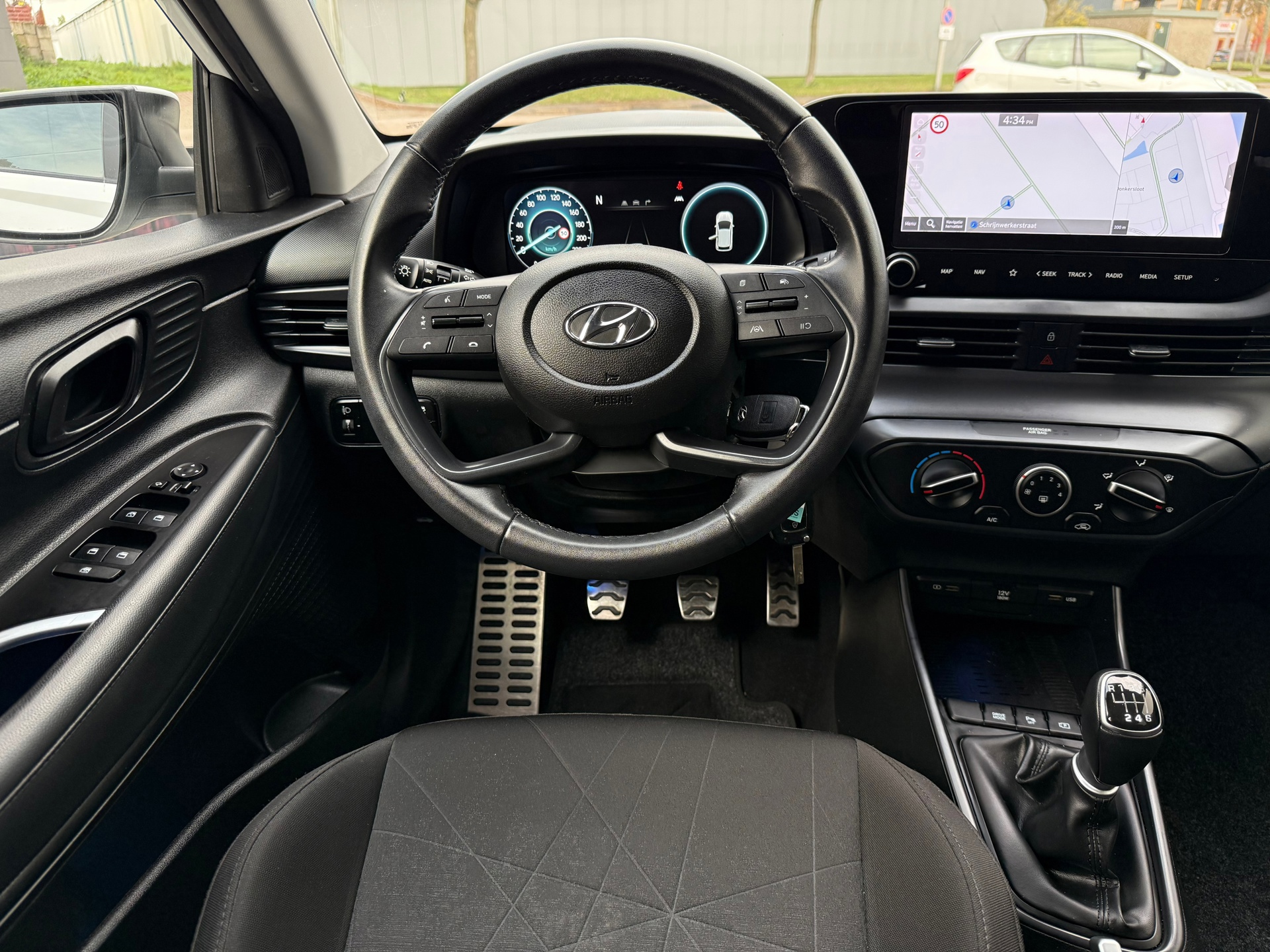 Hyundai Bayon 1.0 T-GDI Comfort Smart (2021), foto 11