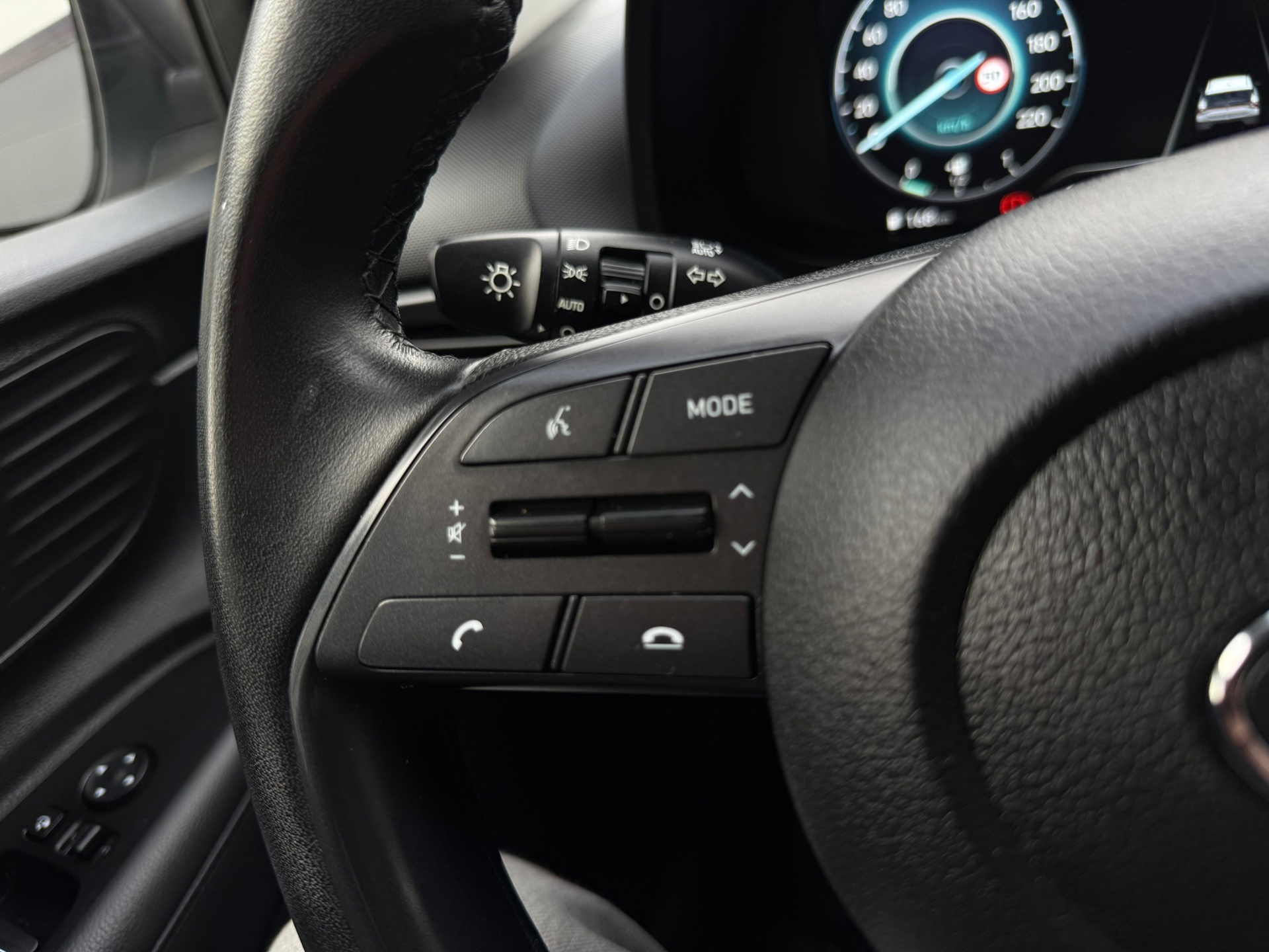 Hyundai Bayon 1.0 T-GDI Comfort Smart (2021), foto 12