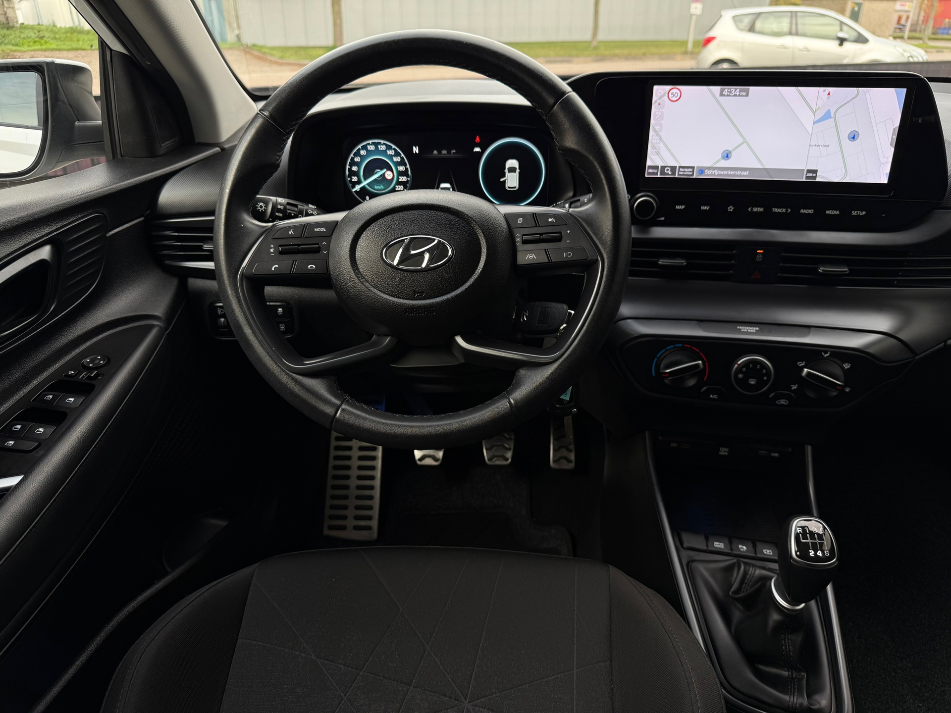Hyundai Bayon 1.0 T-GDI Comfort Smart (2021), foto 24