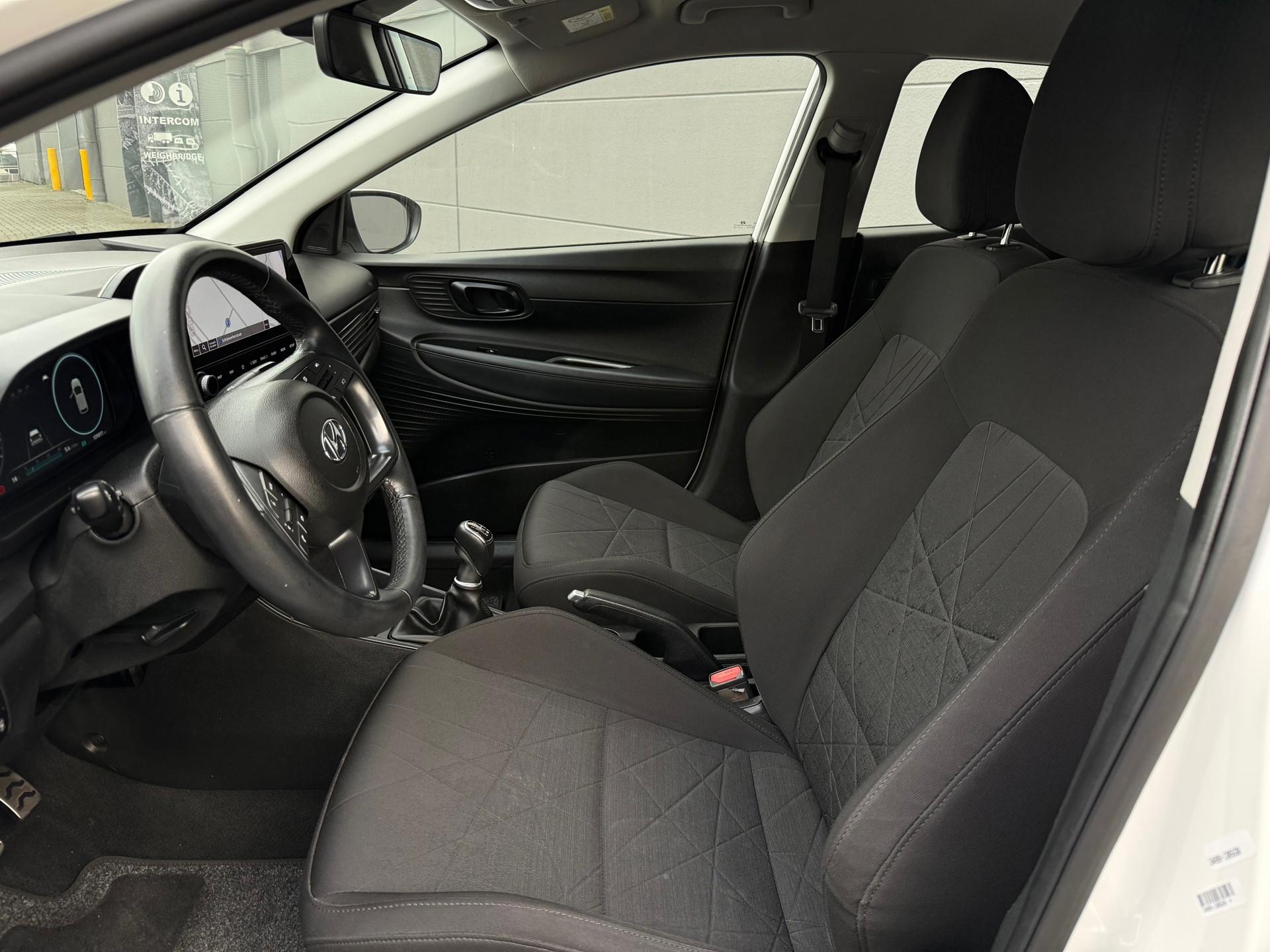 Hyundai Bayon 1.0 T-GDI Comfort Smart (2021), foto 10
