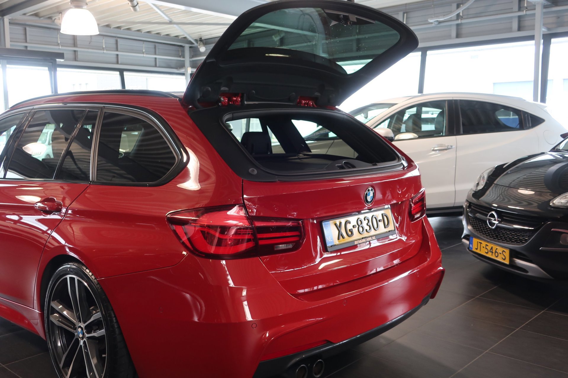 BMW 3-serie Touring 320i Edition M Sport Shadow Executive 1e (2019), foto 33