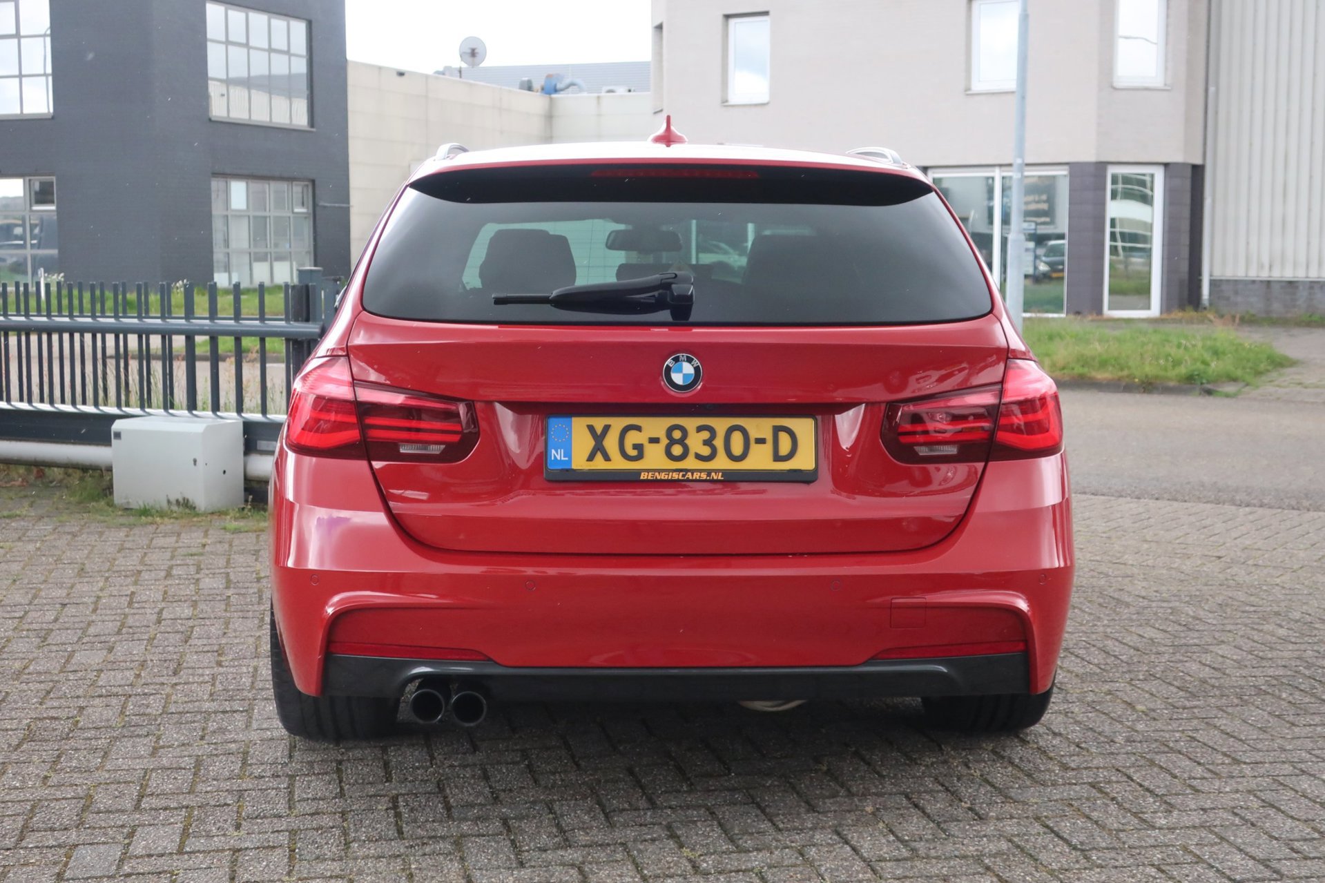 BMW 3-serie Touring 320i Edition M Sport Shadow Executive 1e (2019), foto 10