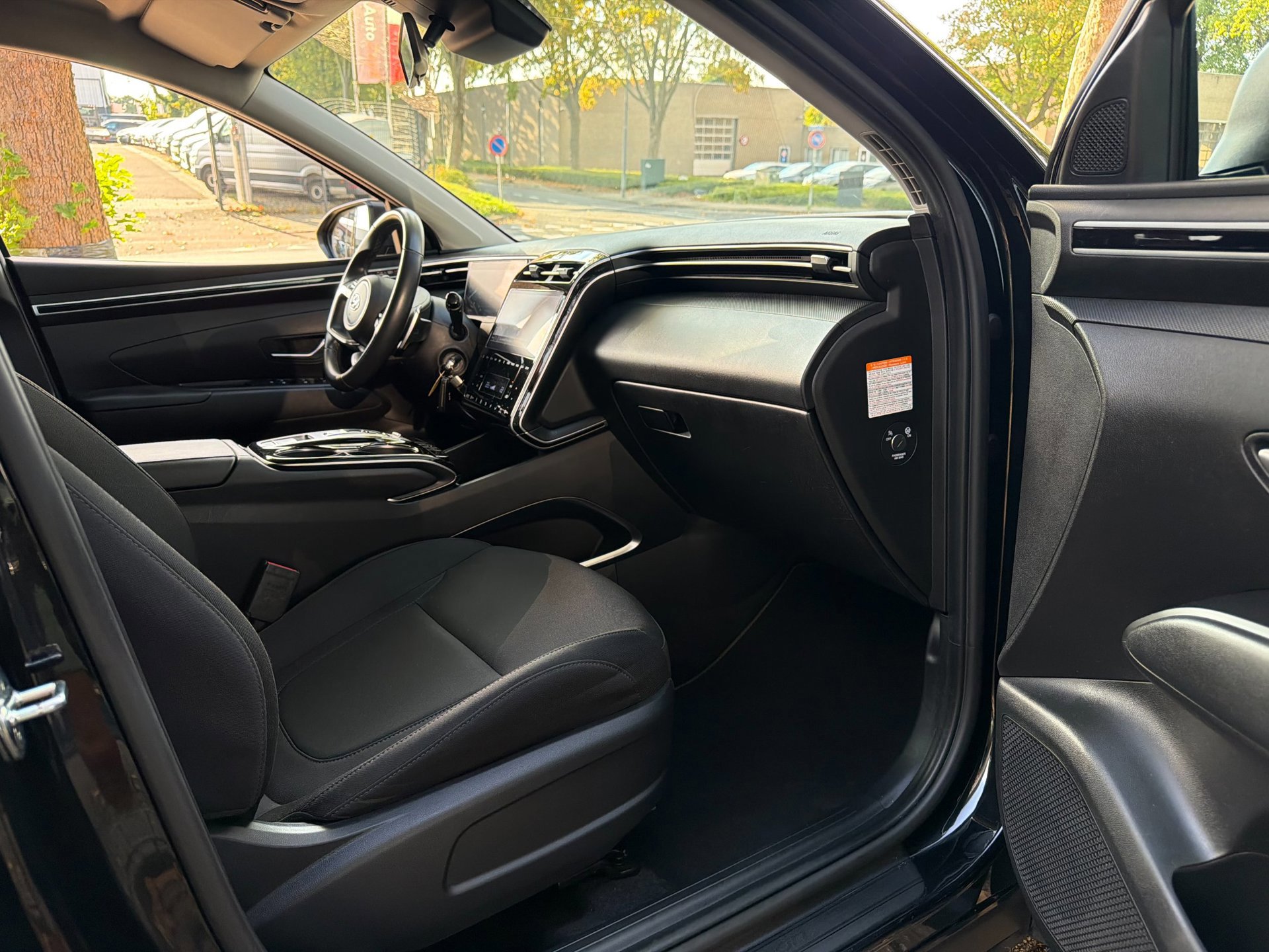 Hyundai Tucson 1.6 T-GDI HEV Comfort Smart (2021), foto 18