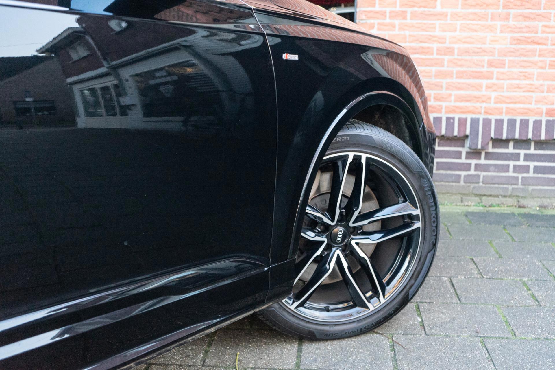Audi Q7 55 TFSI e quattro S-Line (2021), foto 14