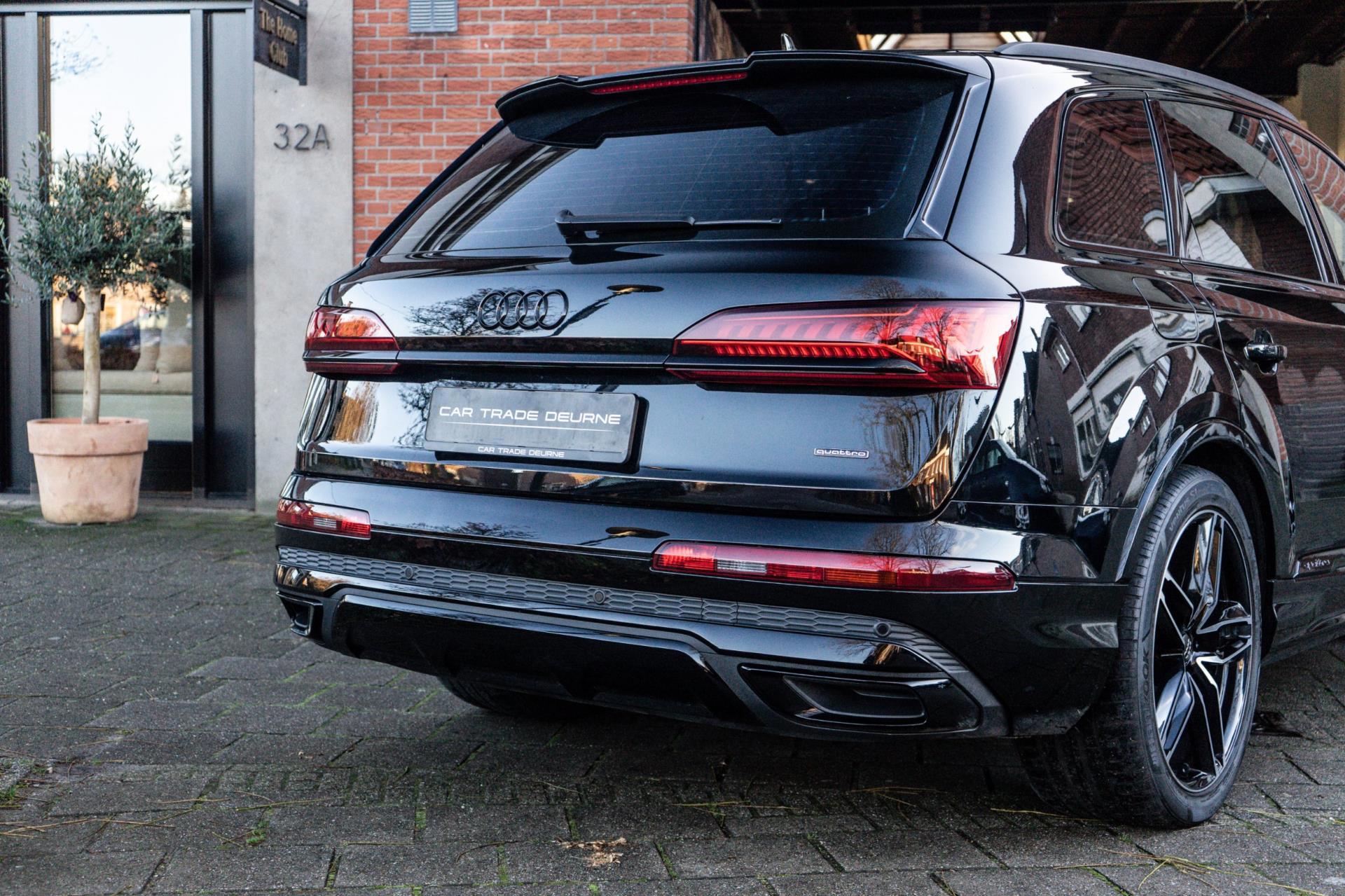 Audi Q7 55 TFSI e quattro S-Line (2021), foto 15
