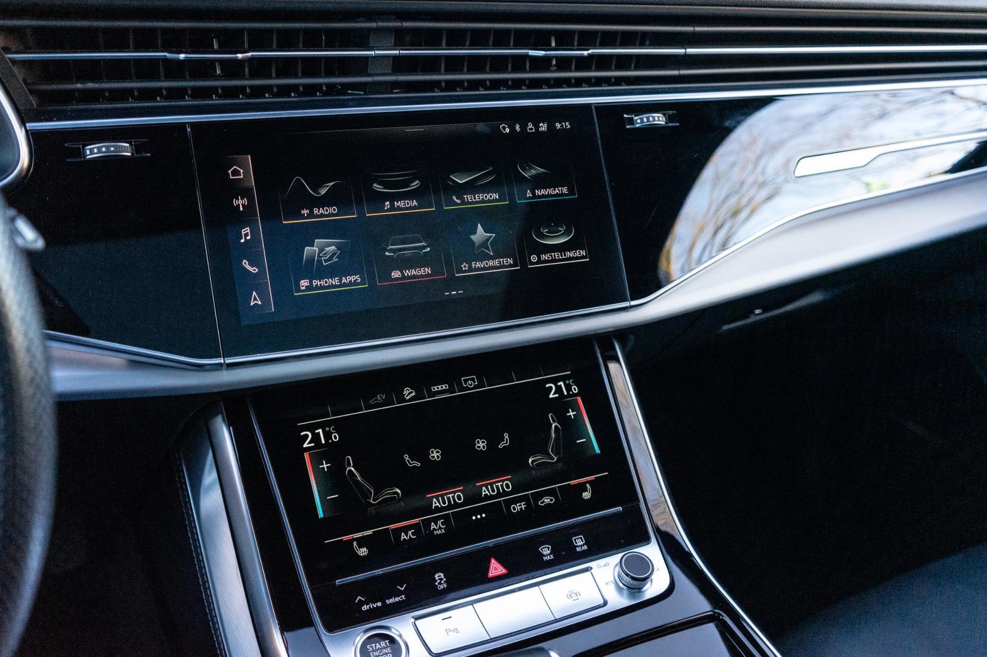 Audi Q7 55 TFSI e quattro S-Line (2021), foto 30