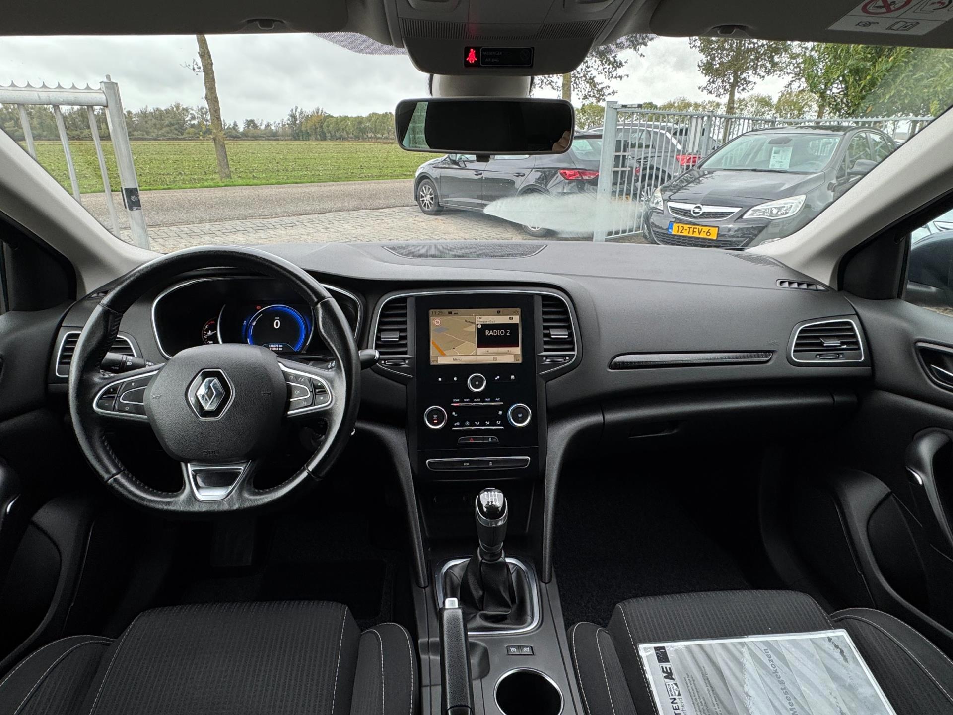 Renault Mégane 1.2 TCe Zen (2016), foto 2
