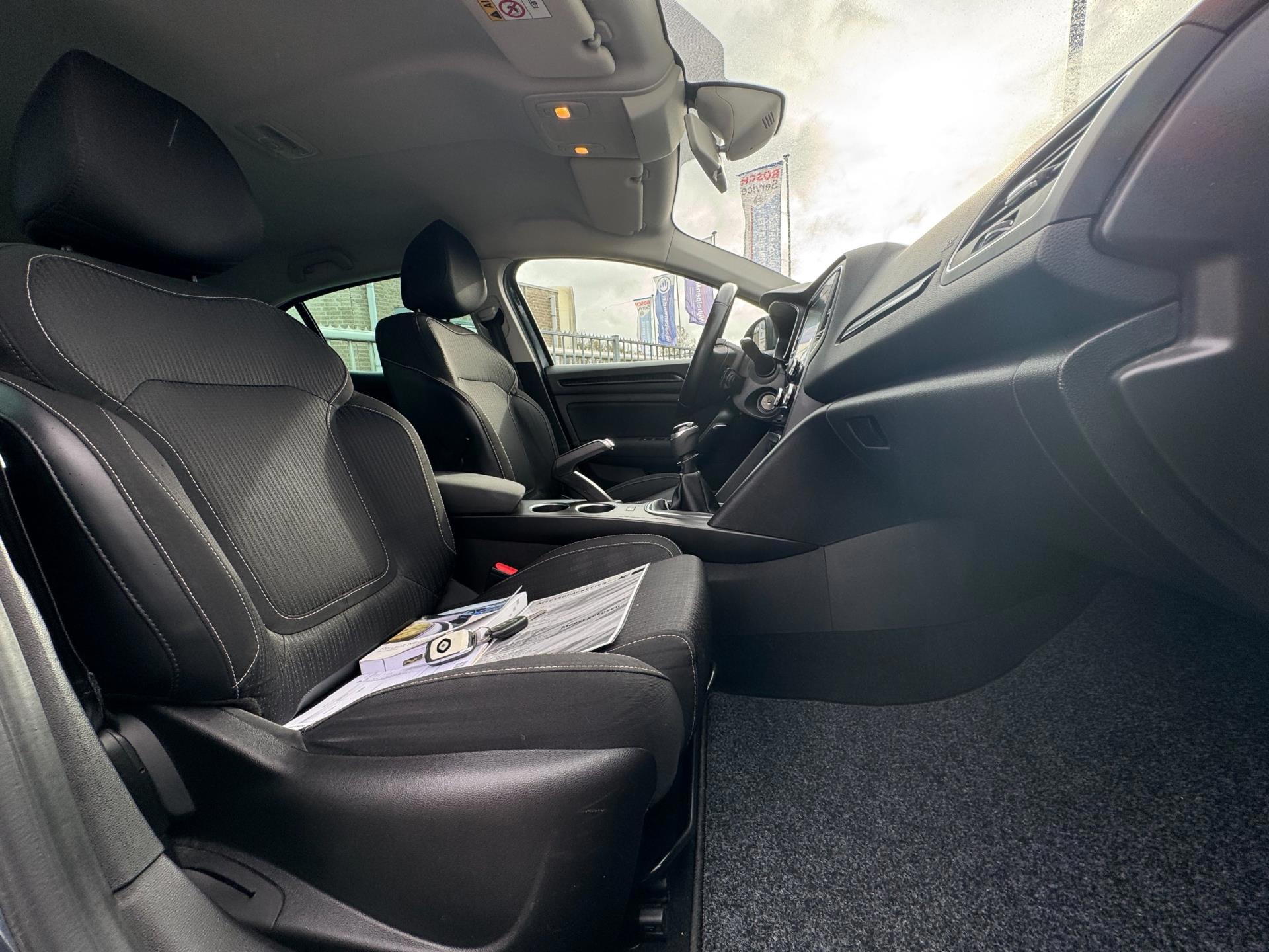 Renault Mégane 1.2 TCe Zen (2016), foto 32