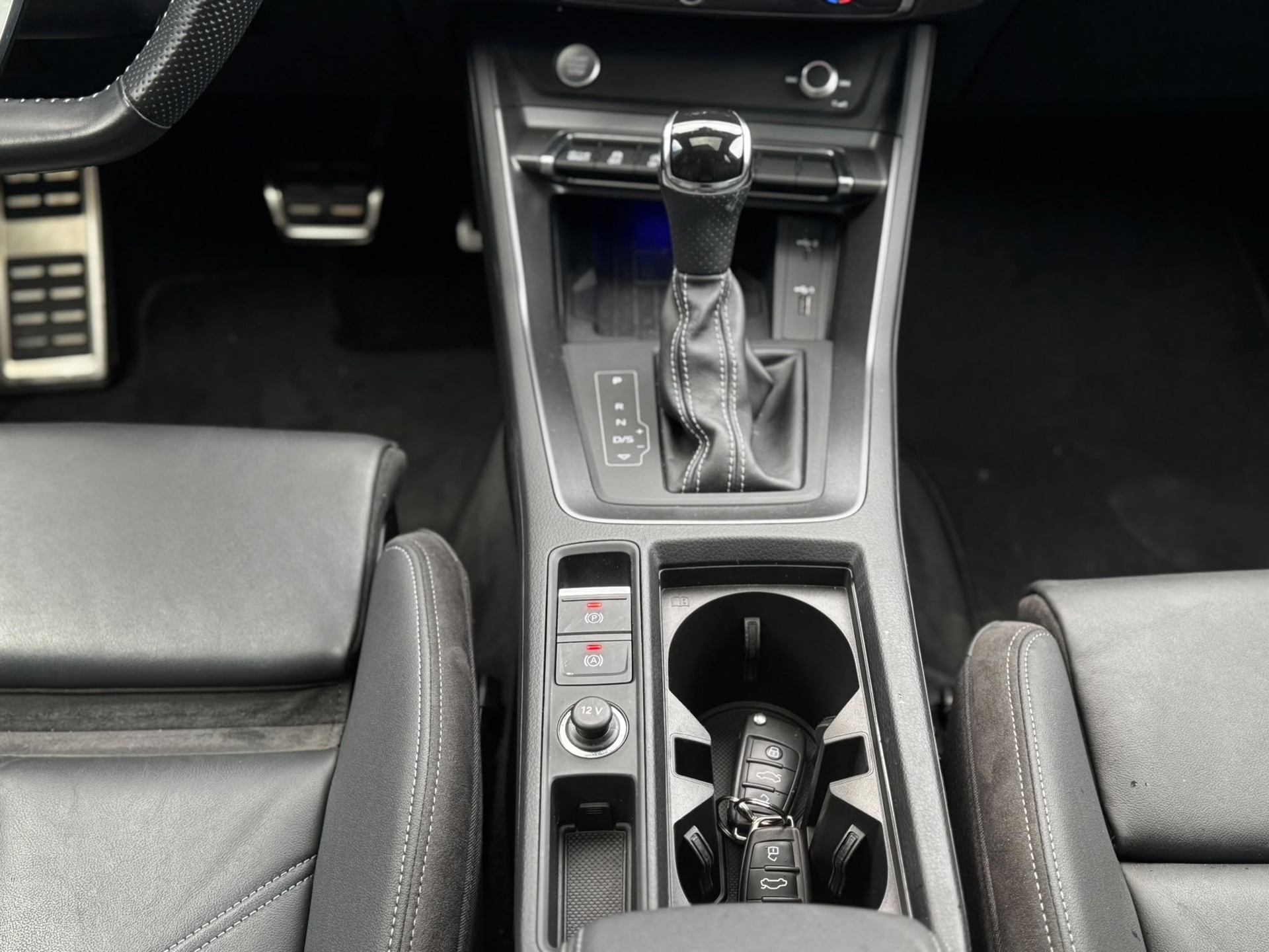 Audi Q3 Sportback 40 TFSI Quattro S-line (2020), foto 16