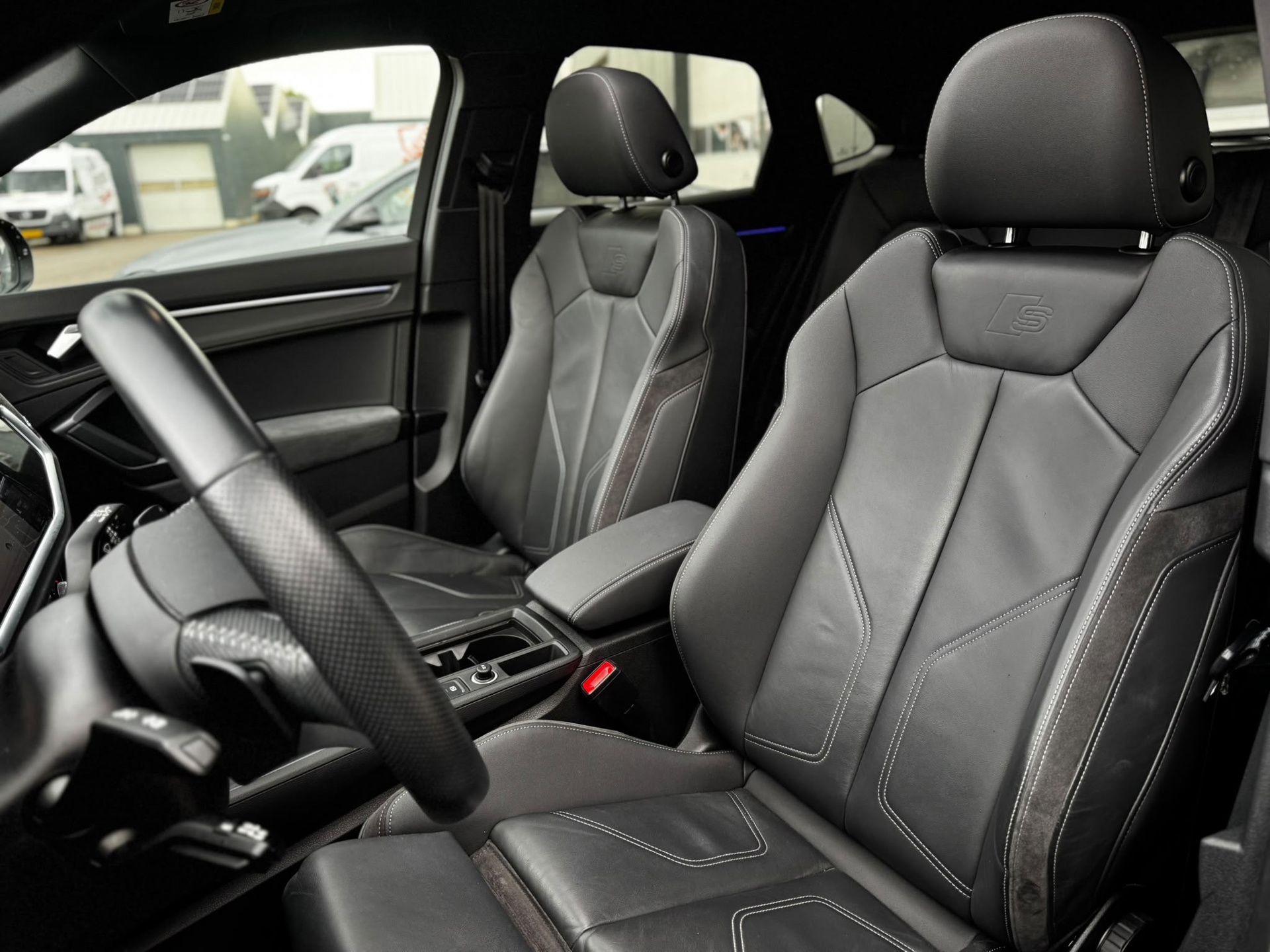 Audi Q3 Sportback 40 TFSI Quattro S-line (2020), foto 9