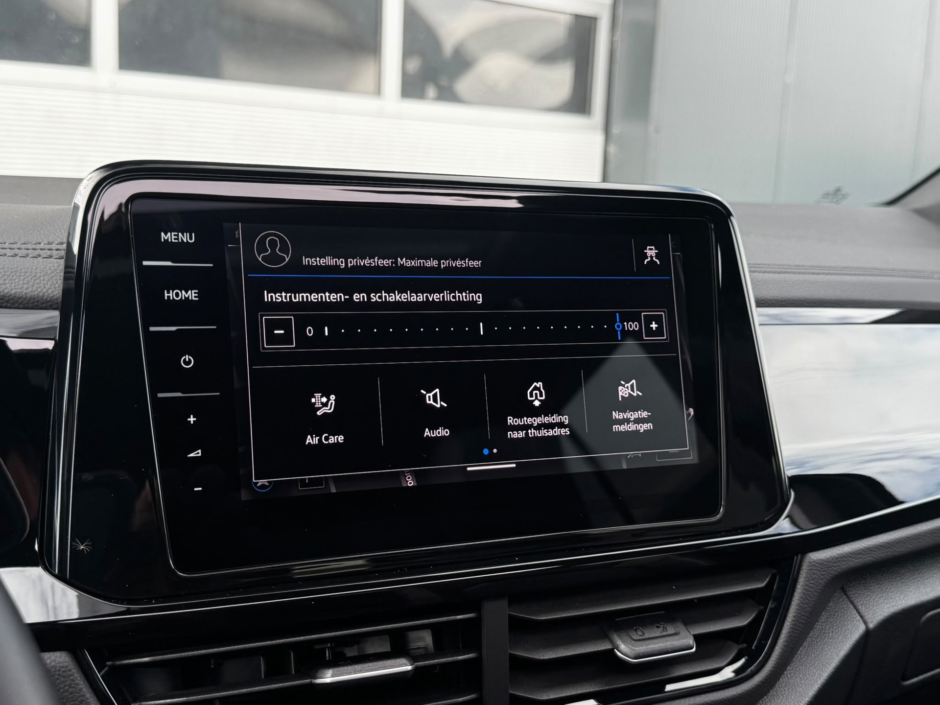 Volkswagen T-Roc 1.5 TSI R-Line (2024), foto 18