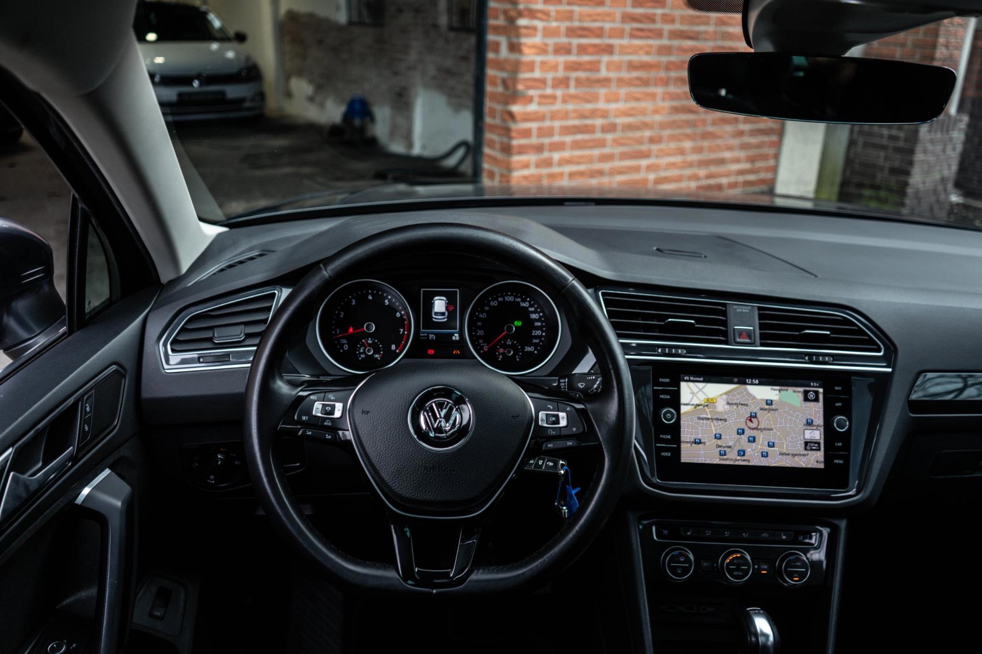 Volkswagen Tiguan 2.0 TSI 4Motion Highline Business R (2018), foto 16