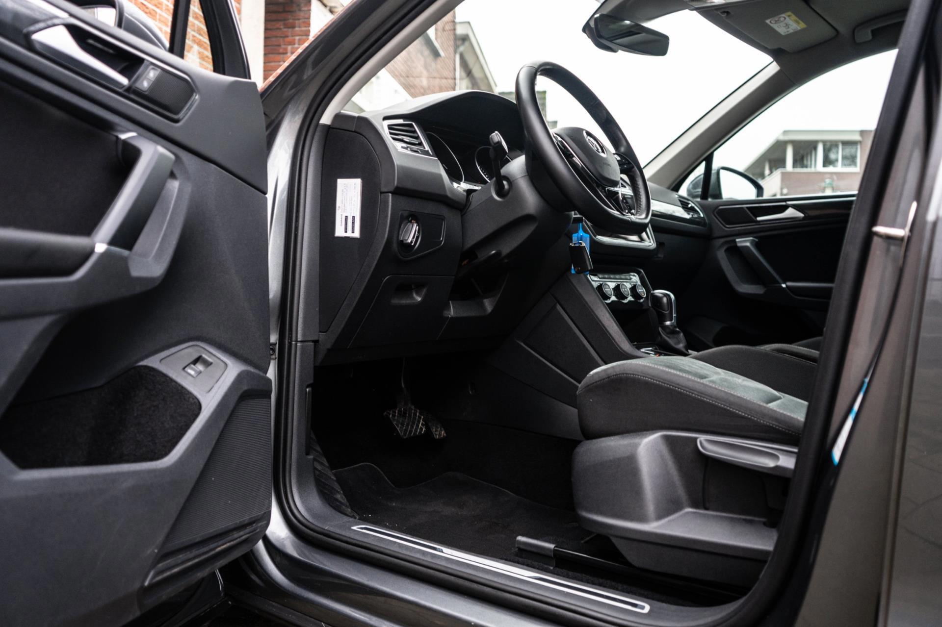 Volkswagen Tiguan 2.0 TSI 4Motion Highline Business R (2018), foto 17