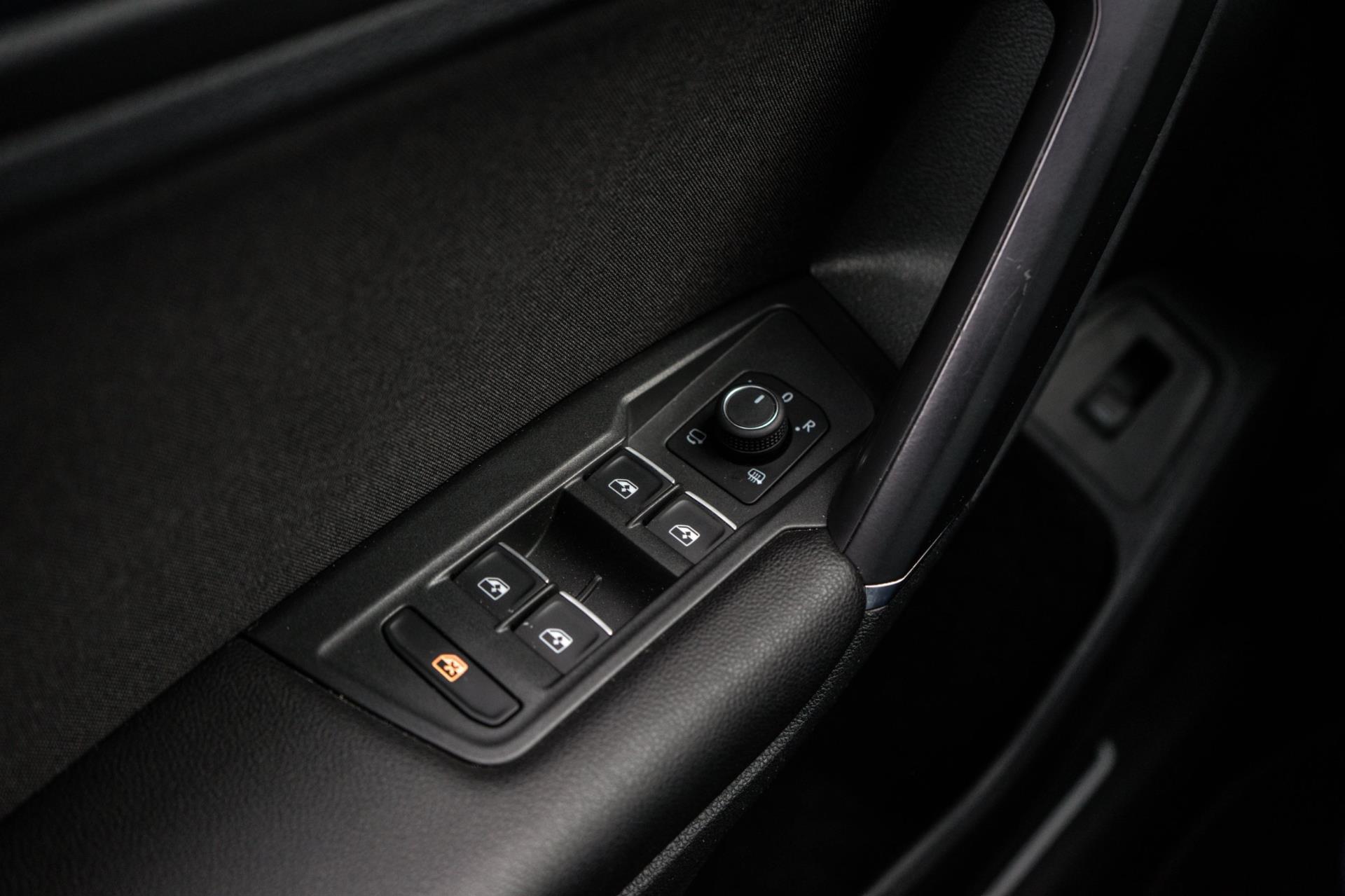 Volkswagen Tiguan 2.0 TSI 4Motion Highline Business R (2018), foto 29