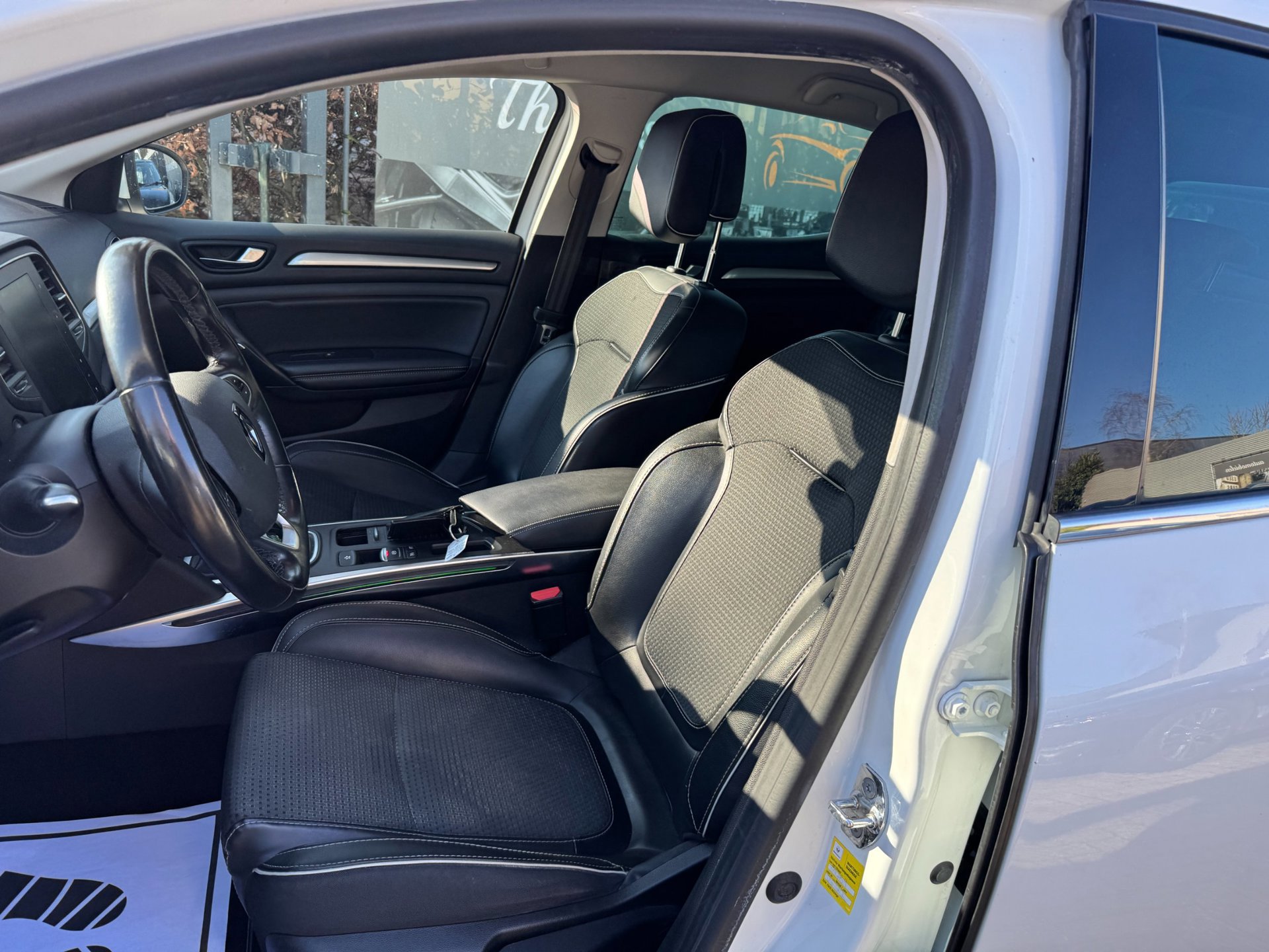 Renault Mégane 1.3 TCe Bose camera (2019), foto 28