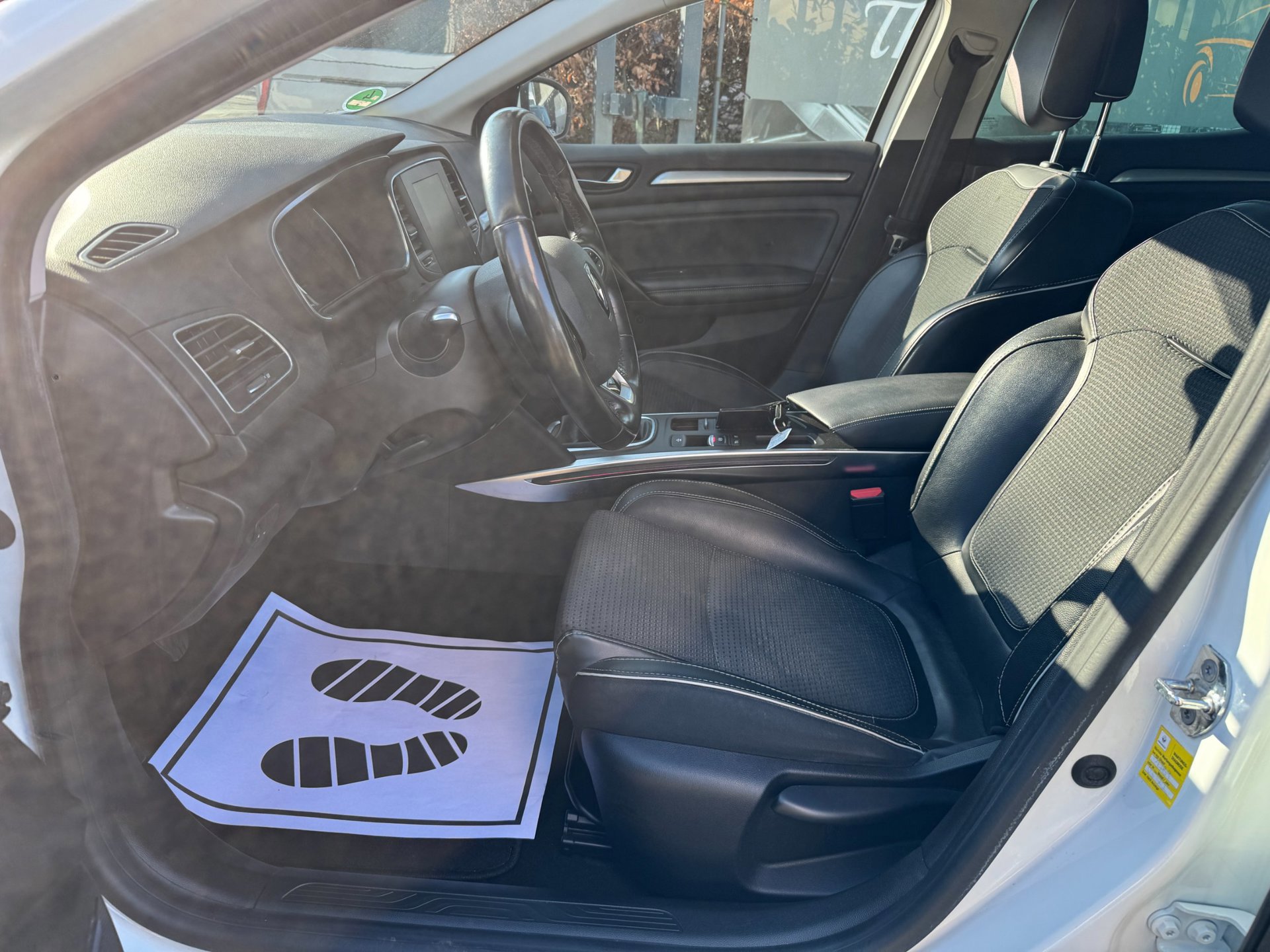 Renault Mégane 1.3 TCe Bose camera (2019), foto 31