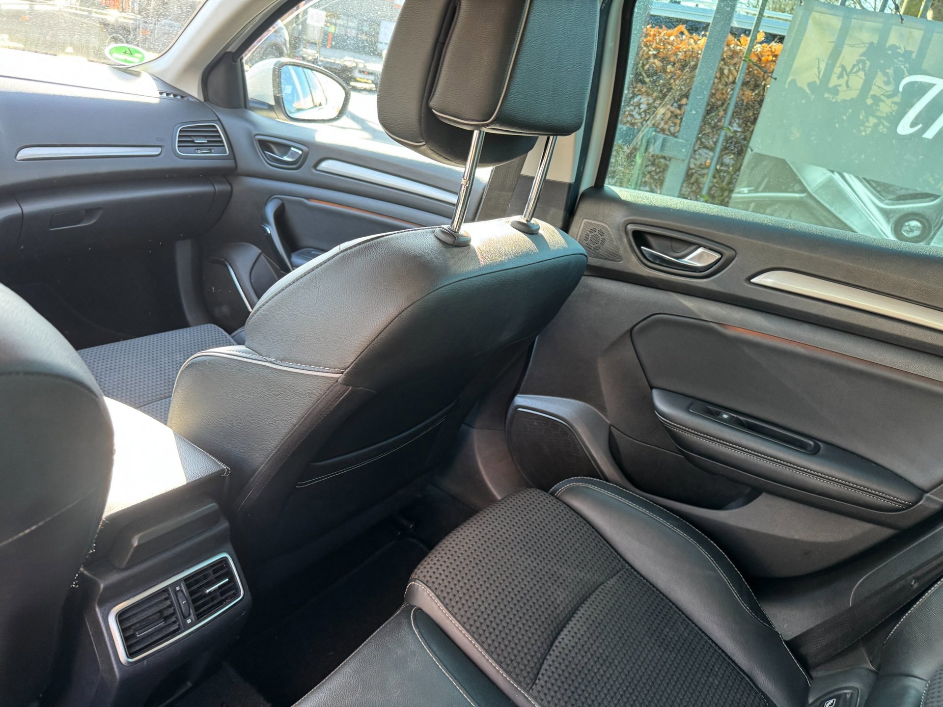 Renault Mégane 1.3 TCe Bose camera (2019), foto 36