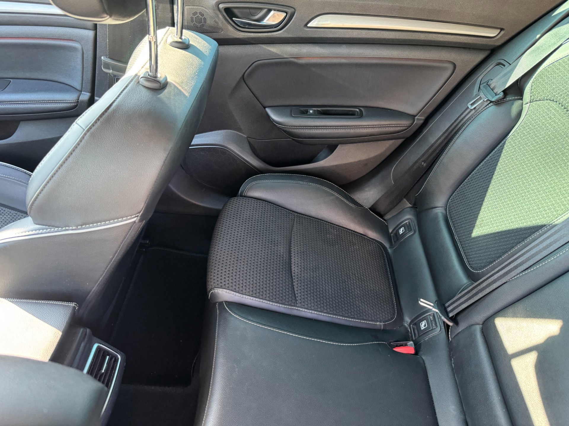 Renault Mégane 1.3 TCe Bose camera (2019), foto 41