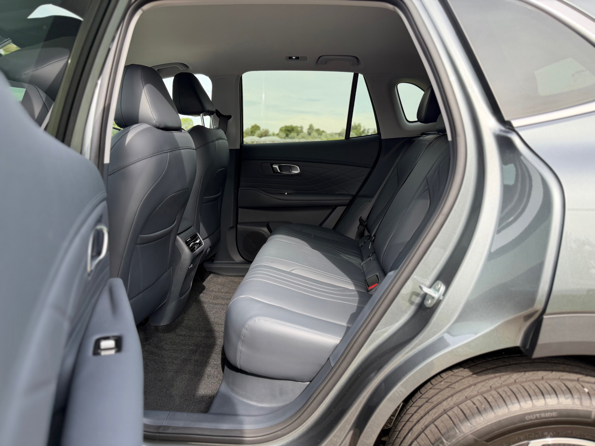 Geely Starray EM-I 1.5 Pro Plug-in Hybrid (2026), foto 20