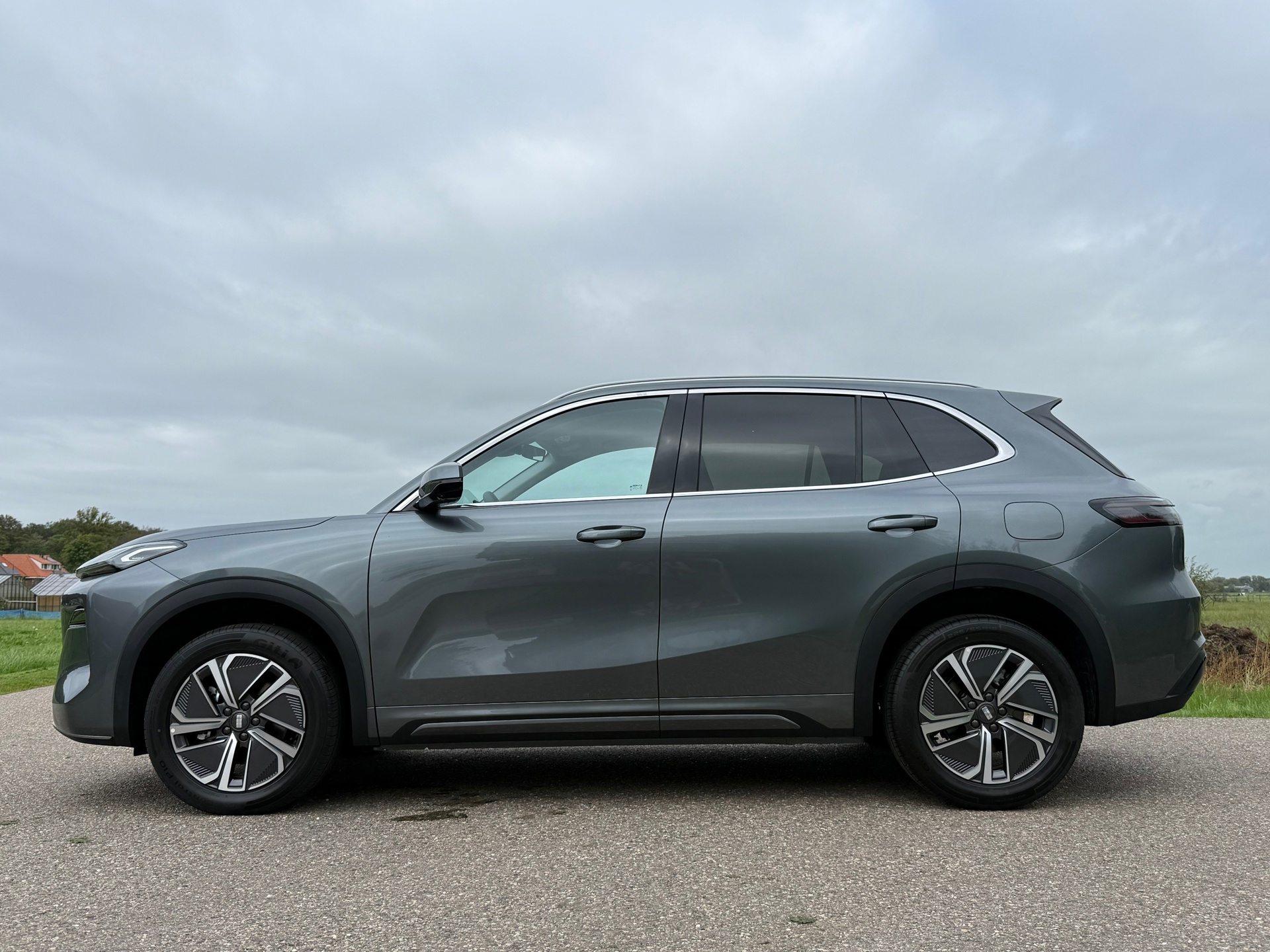 Geely Starray EM-I 1.5 Pro Plug-in Hybrid (2026), foto 3