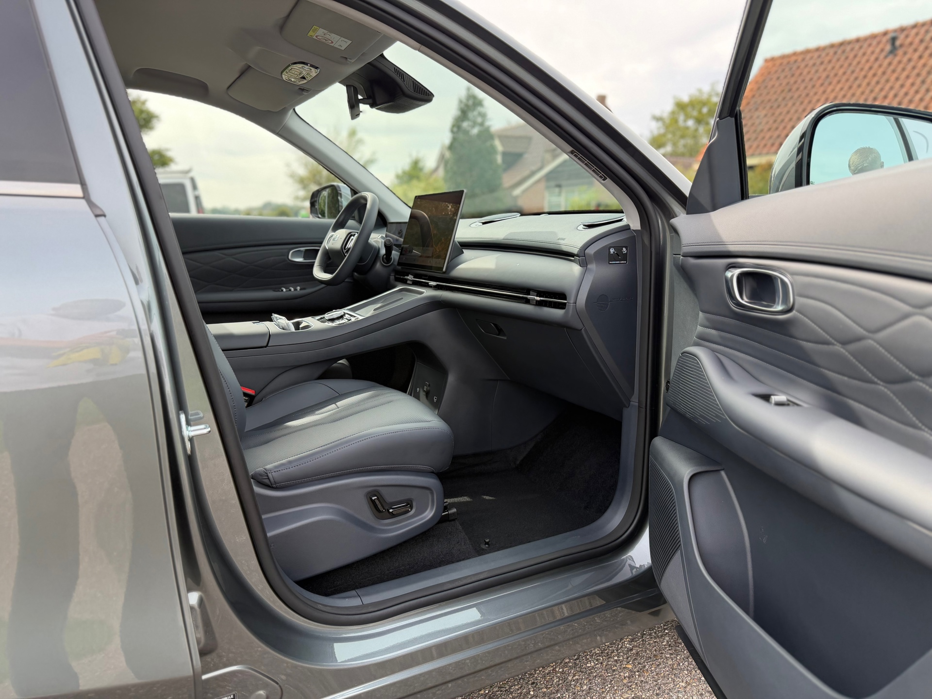 Geely Starray EM-I 1.5 Pro Plug-in Hybrid (2026), foto 23