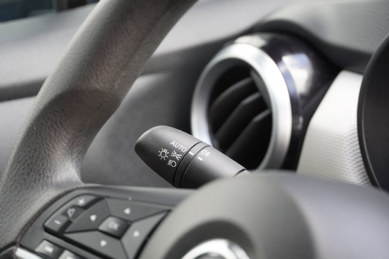 Nissan Micra 1.0L Acenta 5-deurs (2017), foto 11