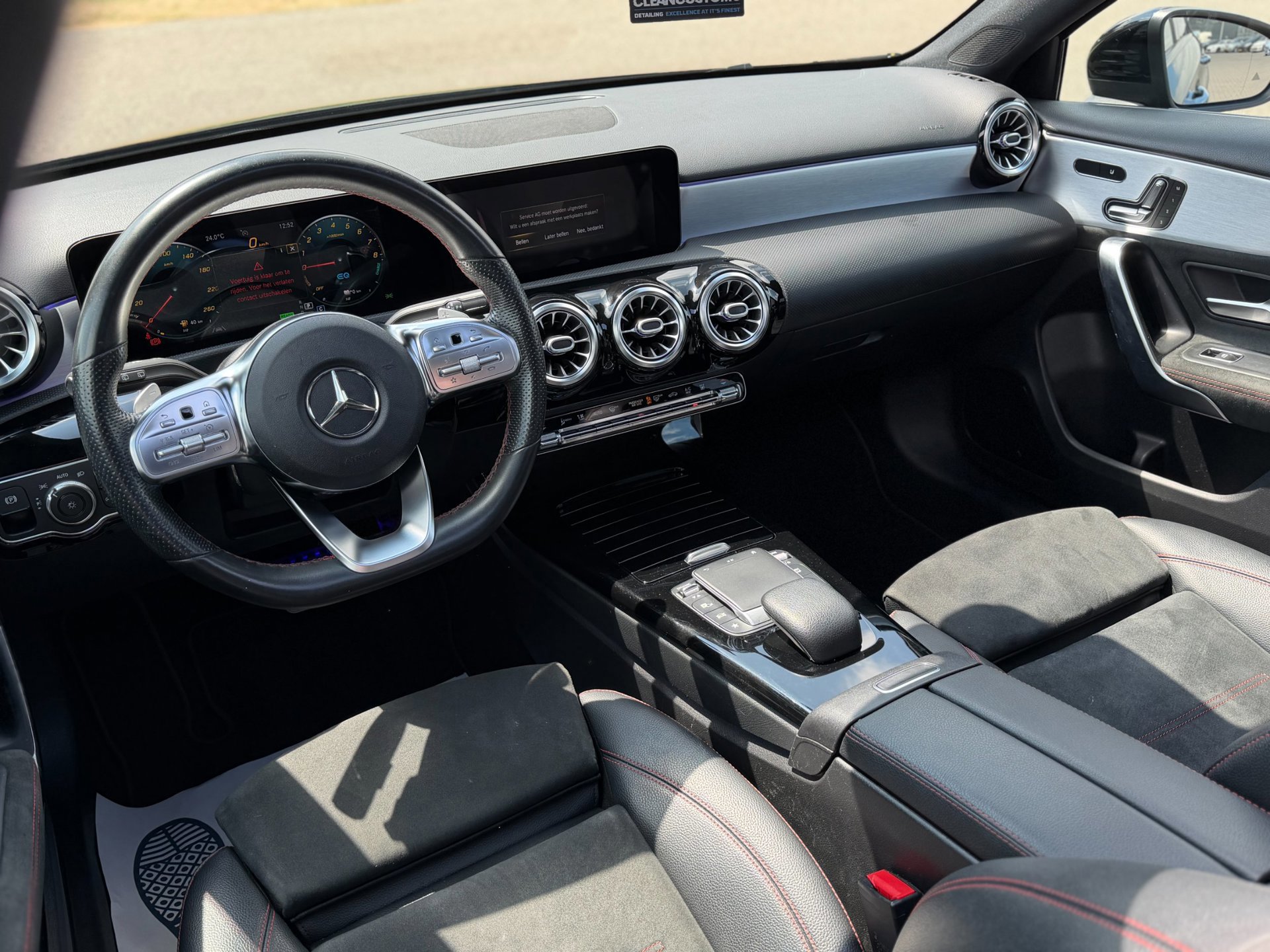 Mercedes-Benz A-klasse 250 e Business Solution AMG Limited (2020), foto 15