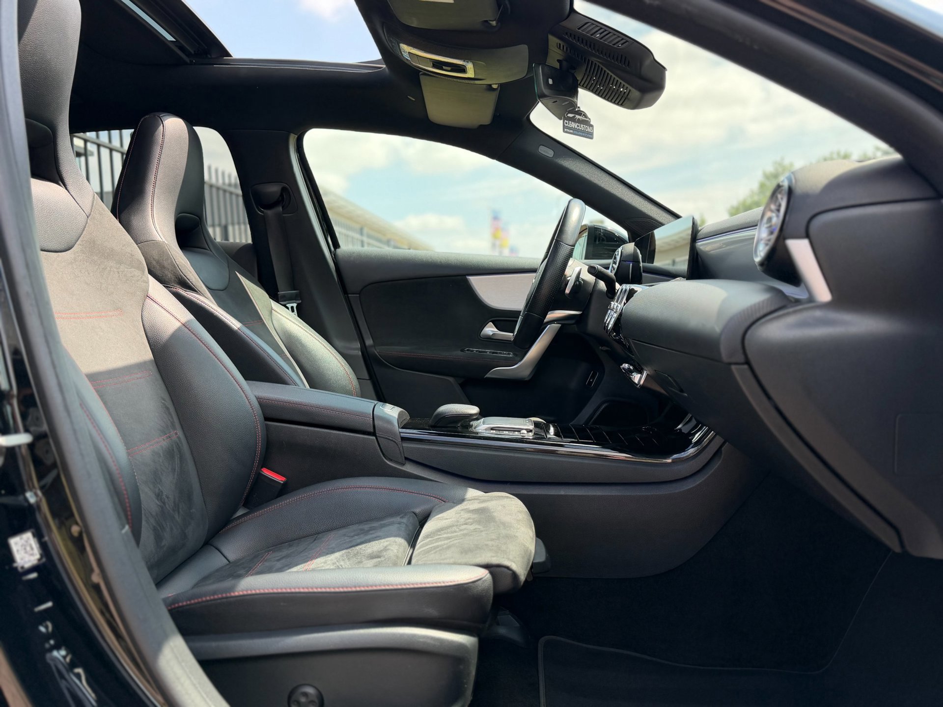 Mercedes-Benz A-klasse 250 e Business Solution AMG Limited (2020), foto 18