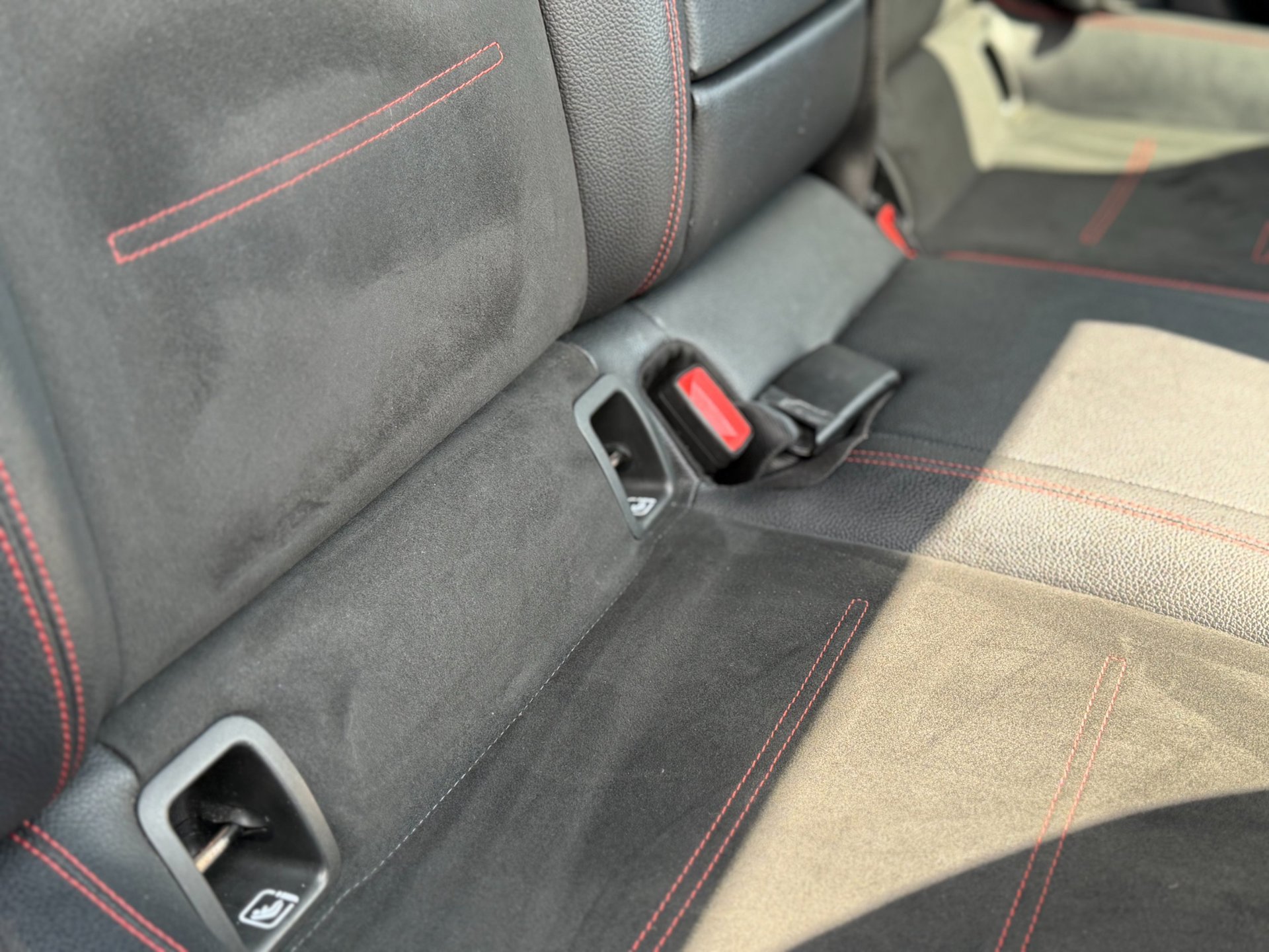 Mercedes-Benz A-klasse 250 e Business Solution AMG Limited (2020), foto 28