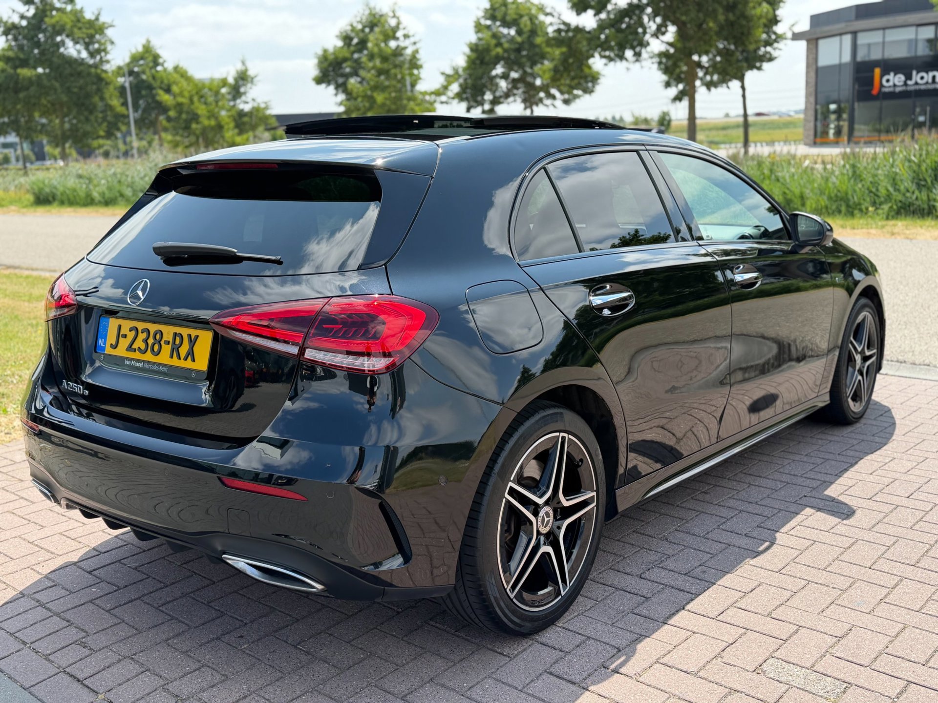 Mercedes-Benz A-klasse 250 e Business Solution AMG Limited (2020), foto 9